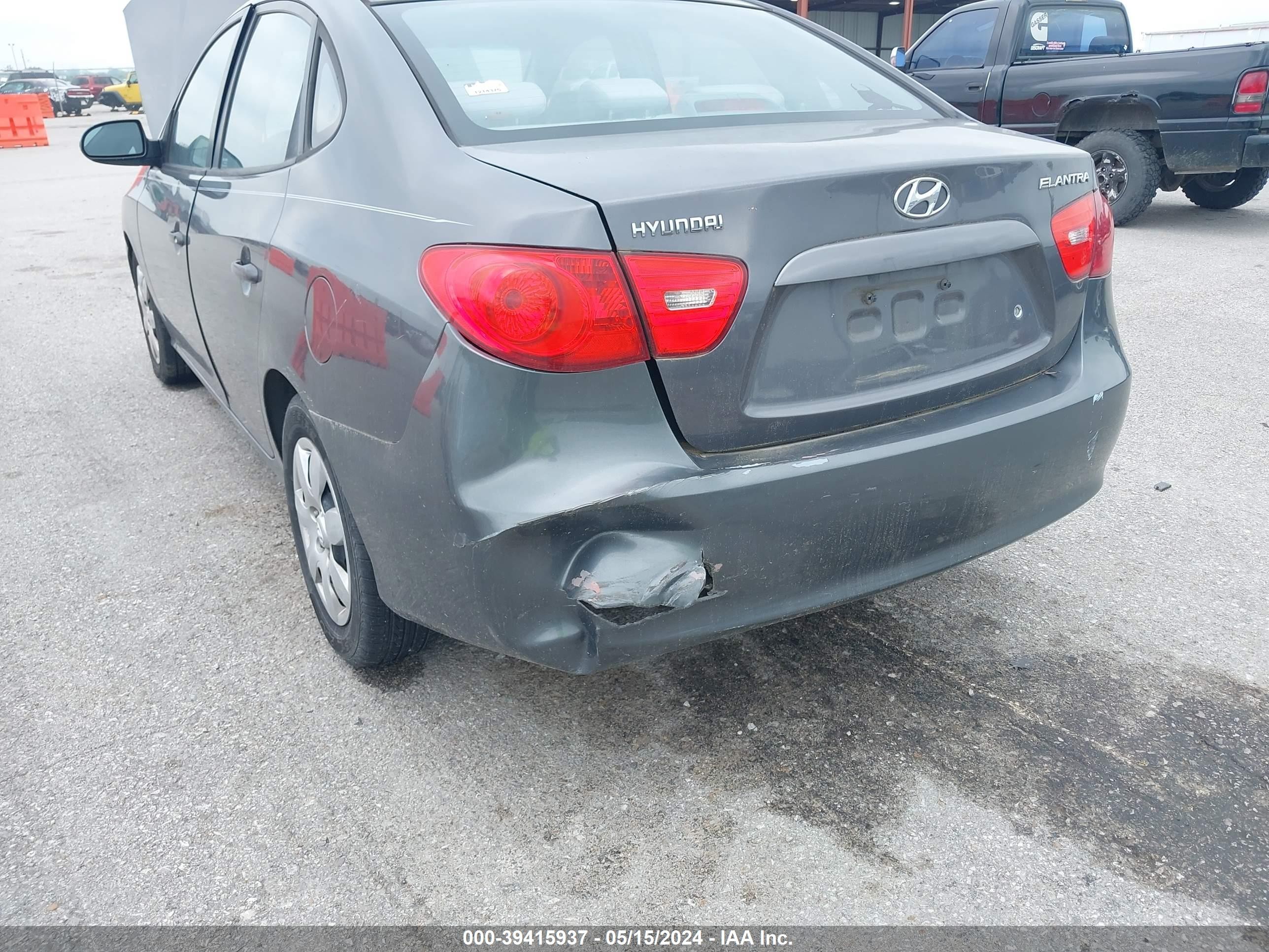 Photo 11 VIN: KMHDU46D57U144505 - HYUNDAI ELANTRA 