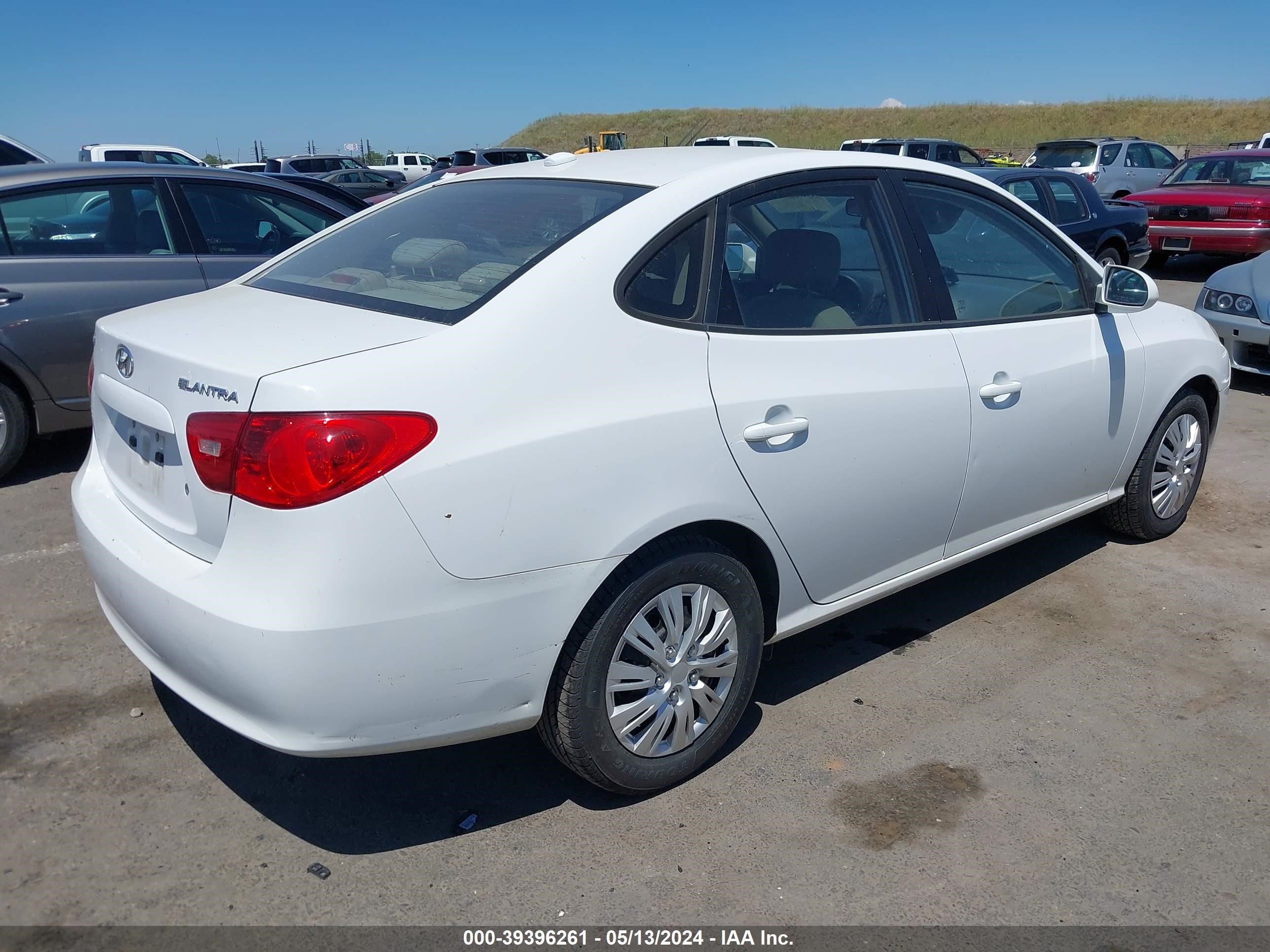 Photo 3 VIN: KMHDU46D57U152734 - HYUNDAI ELANTRA 