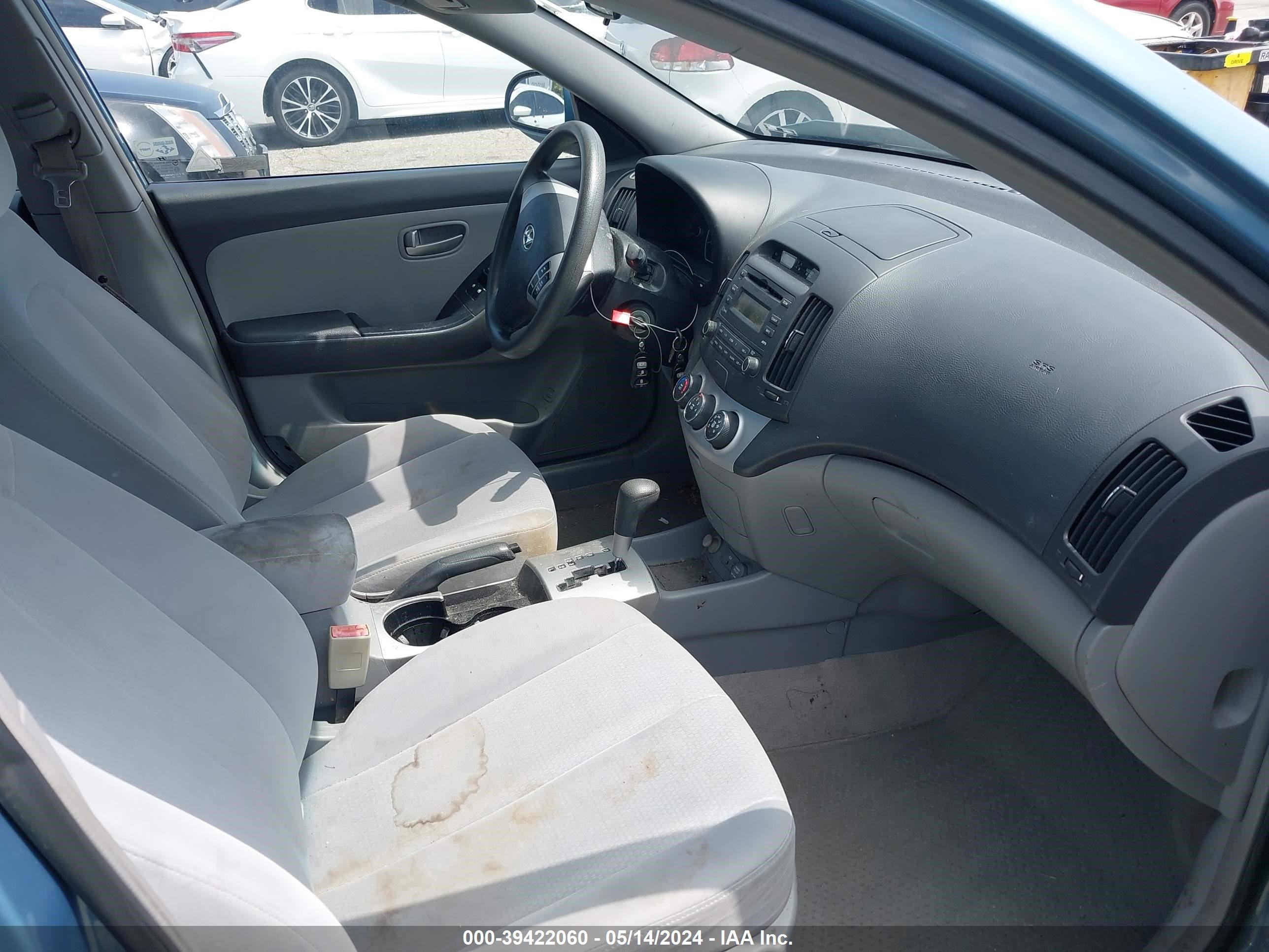 Photo 4 VIN: KMHDU46D57U171428 - HYUNDAI ELANTRA 