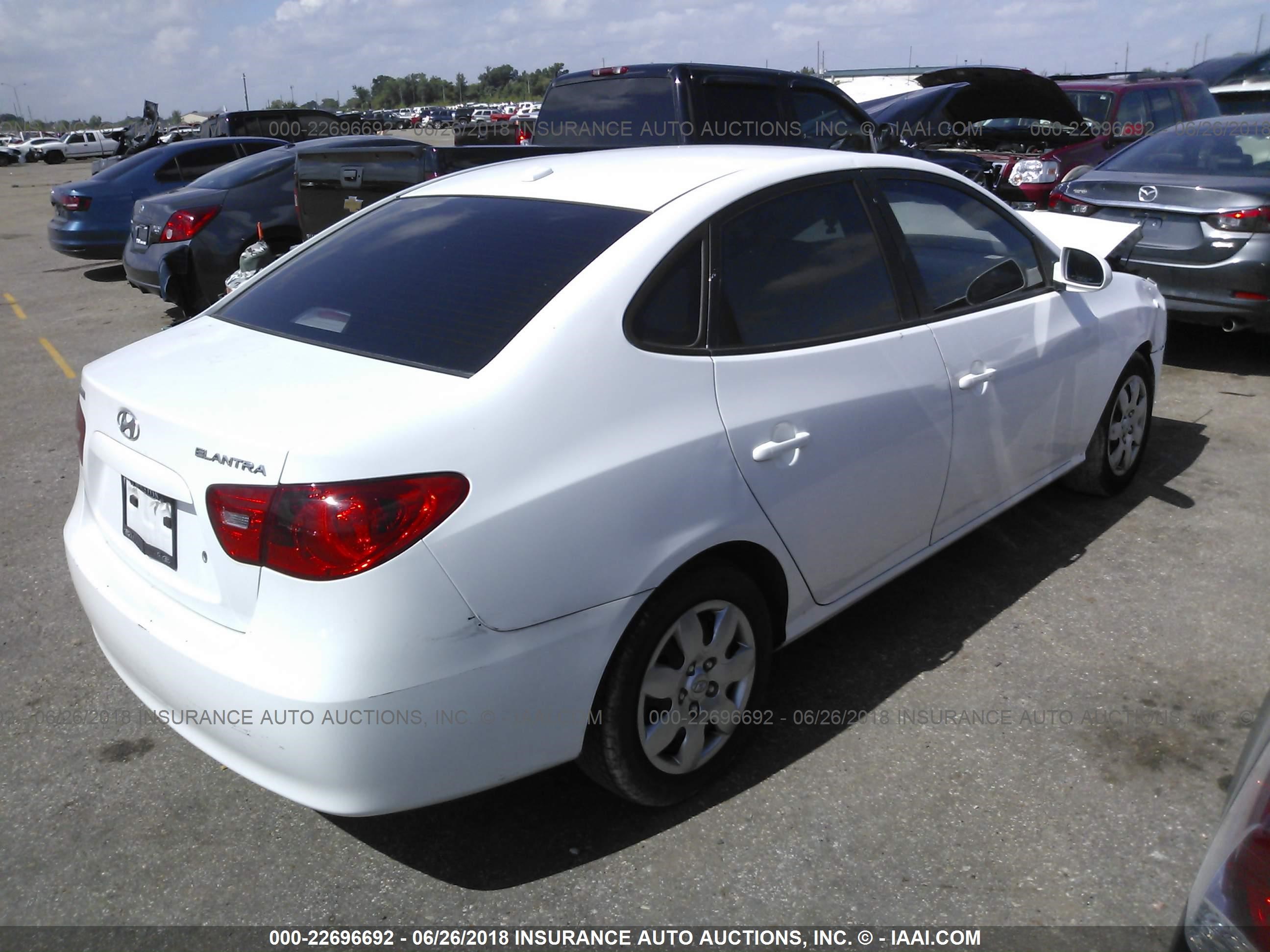 Photo 3 VIN: KMHDU46D57U235693 - HYUNDAI ELANTRA 