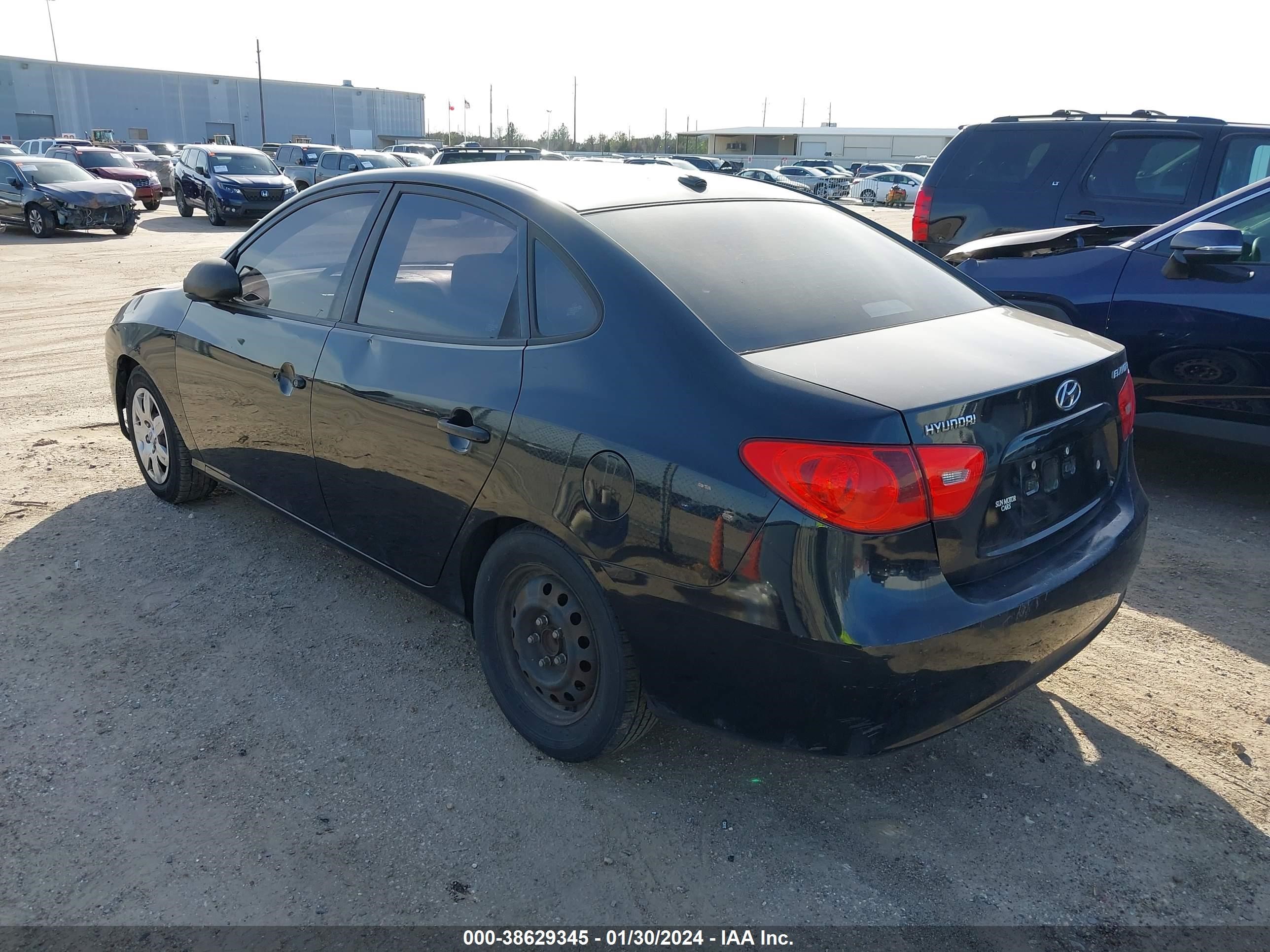 Photo 2 VIN: KMHDU46D58U332622 - HYUNDAI ELANTRA 