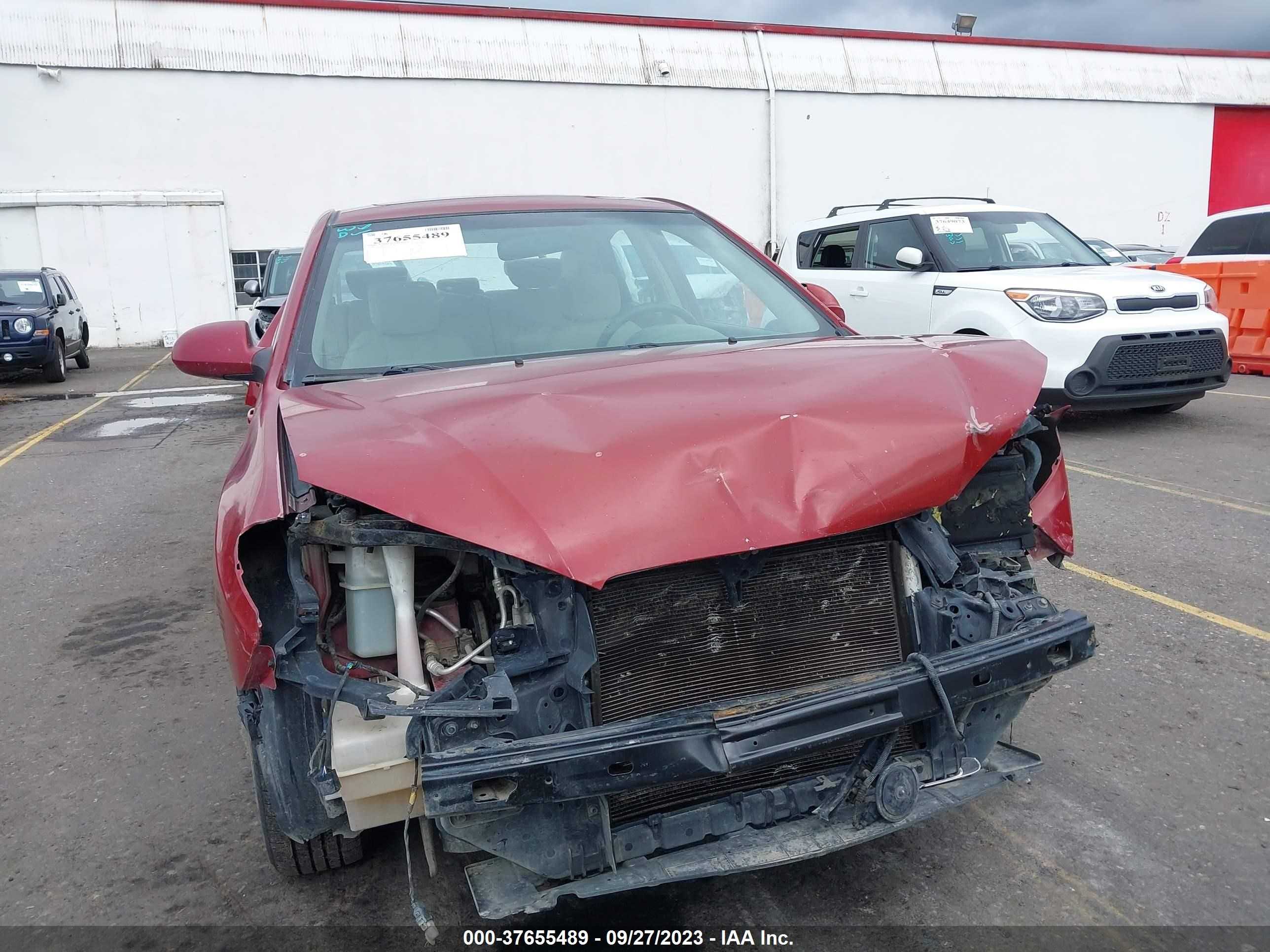 Photo 12 VIN: KMHDU46D58U340557 - HYUNDAI ELANTRA 