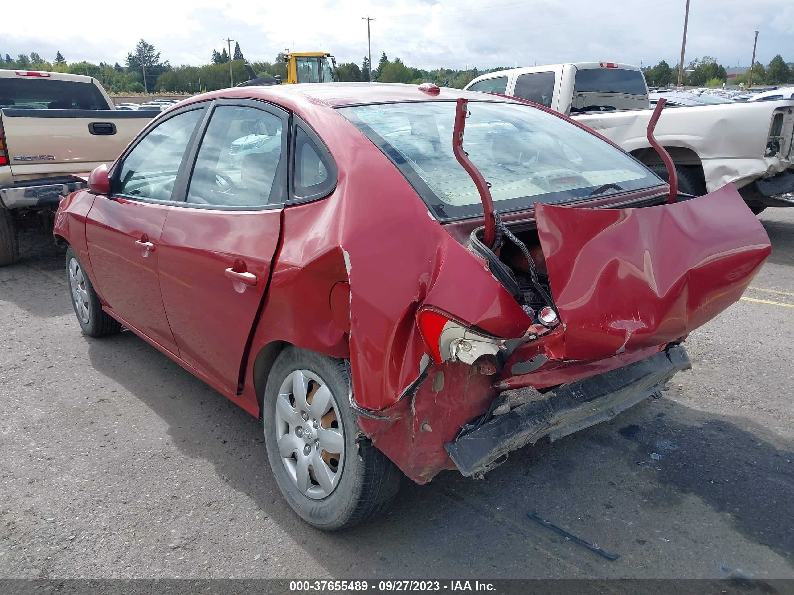 Photo 2 VIN: KMHDU46D58U340557 - HYUNDAI ELANTRA 