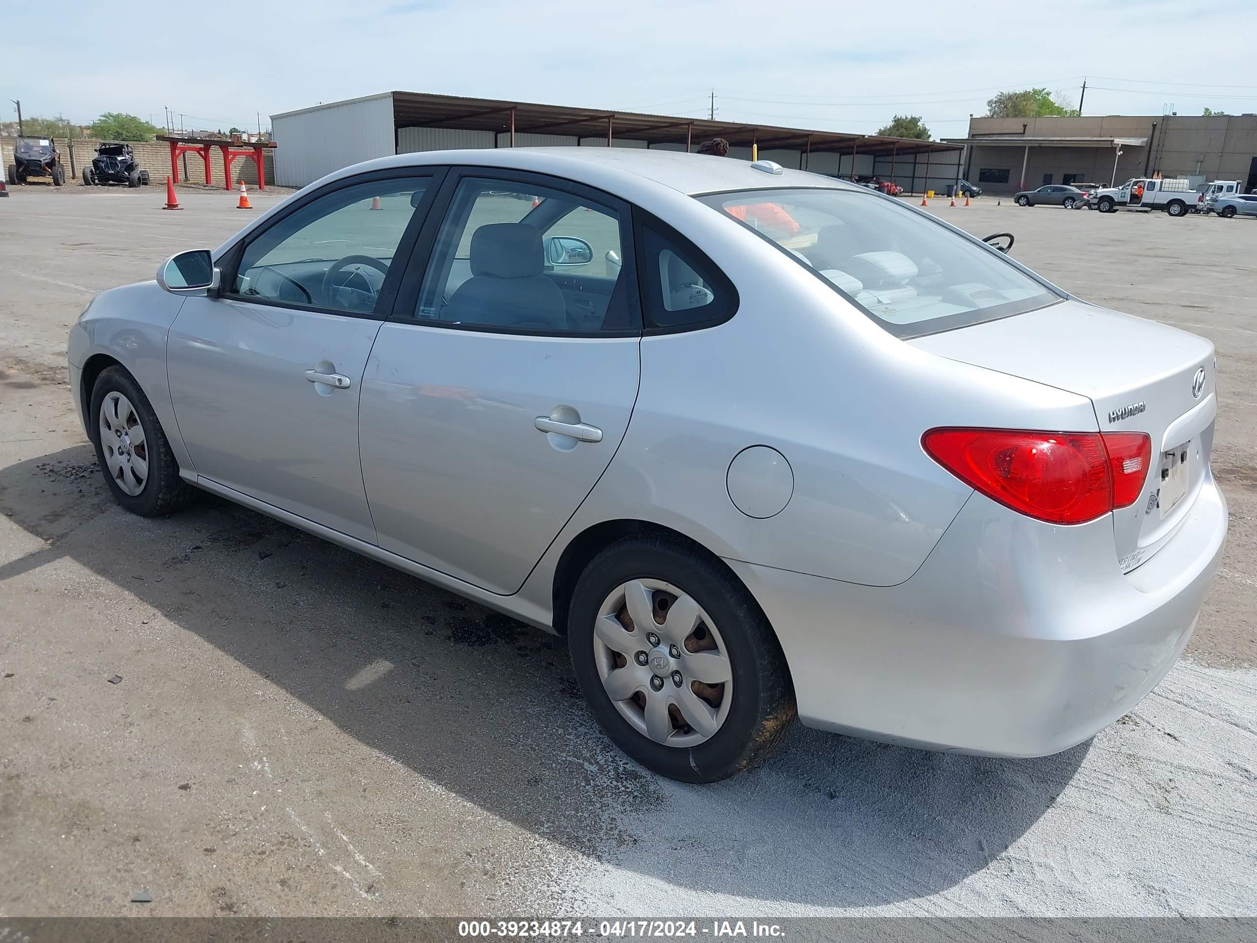 Photo 2 VIN: KMHDU46D58U408596 - HYUNDAI ELANTRA 