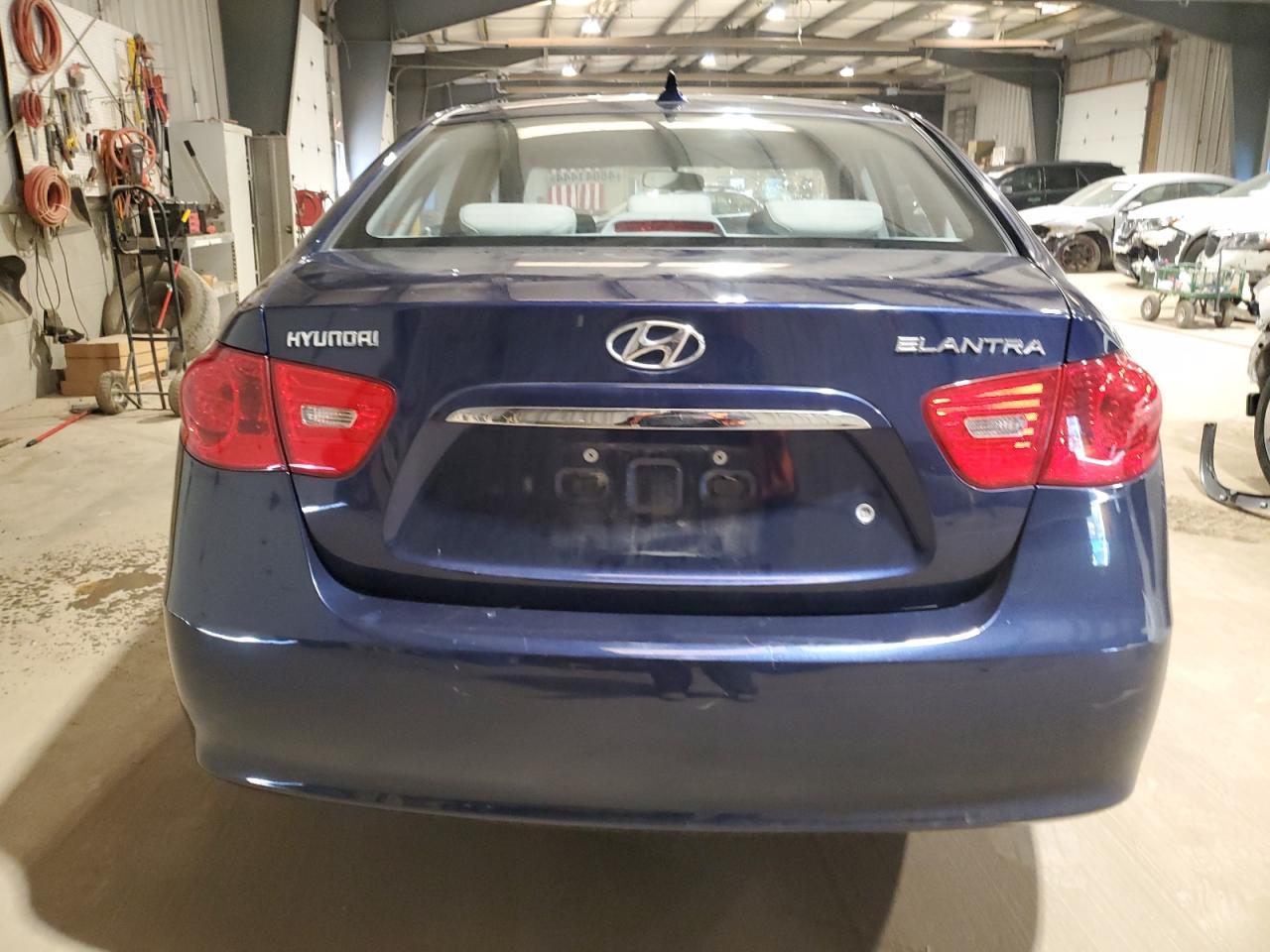 Photo 5 VIN: KMHDU46D59U760840 - HYUNDAI ELANTRA 