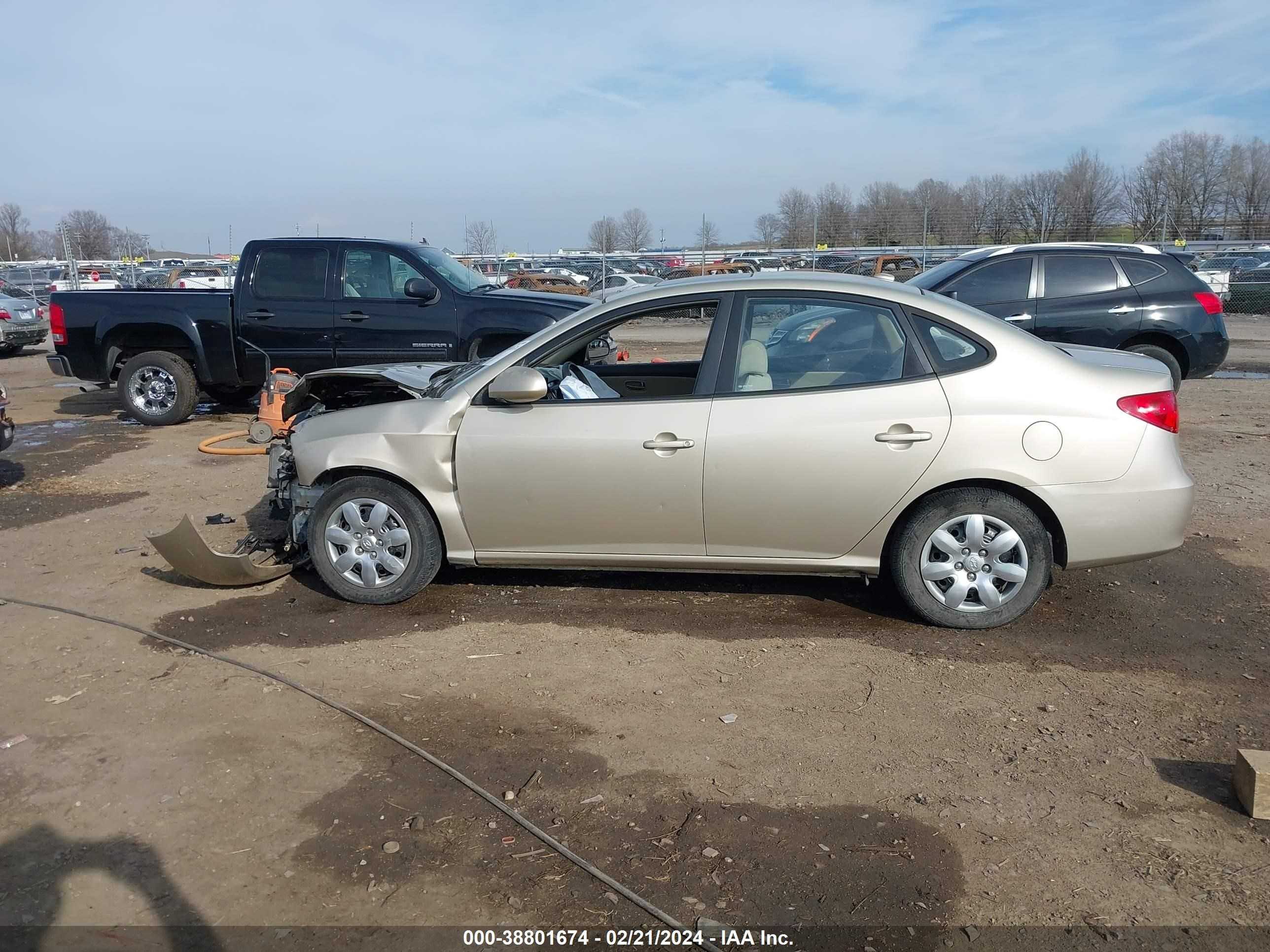 Photo 13 VIN: KMHDU46D67U138244 - HYUNDAI ELANTRA 