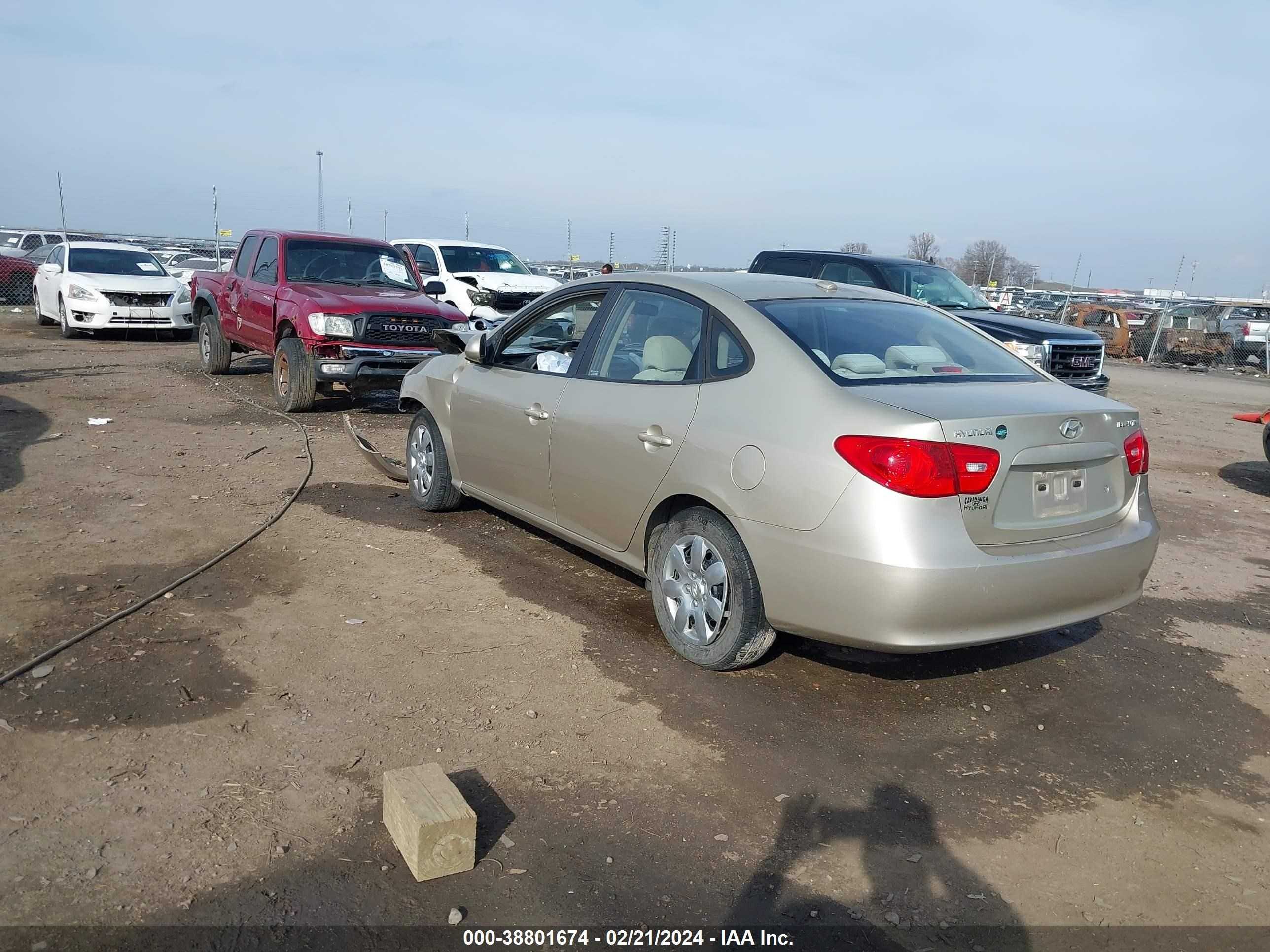 Photo 2 VIN: KMHDU46D67U138244 - HYUNDAI ELANTRA 