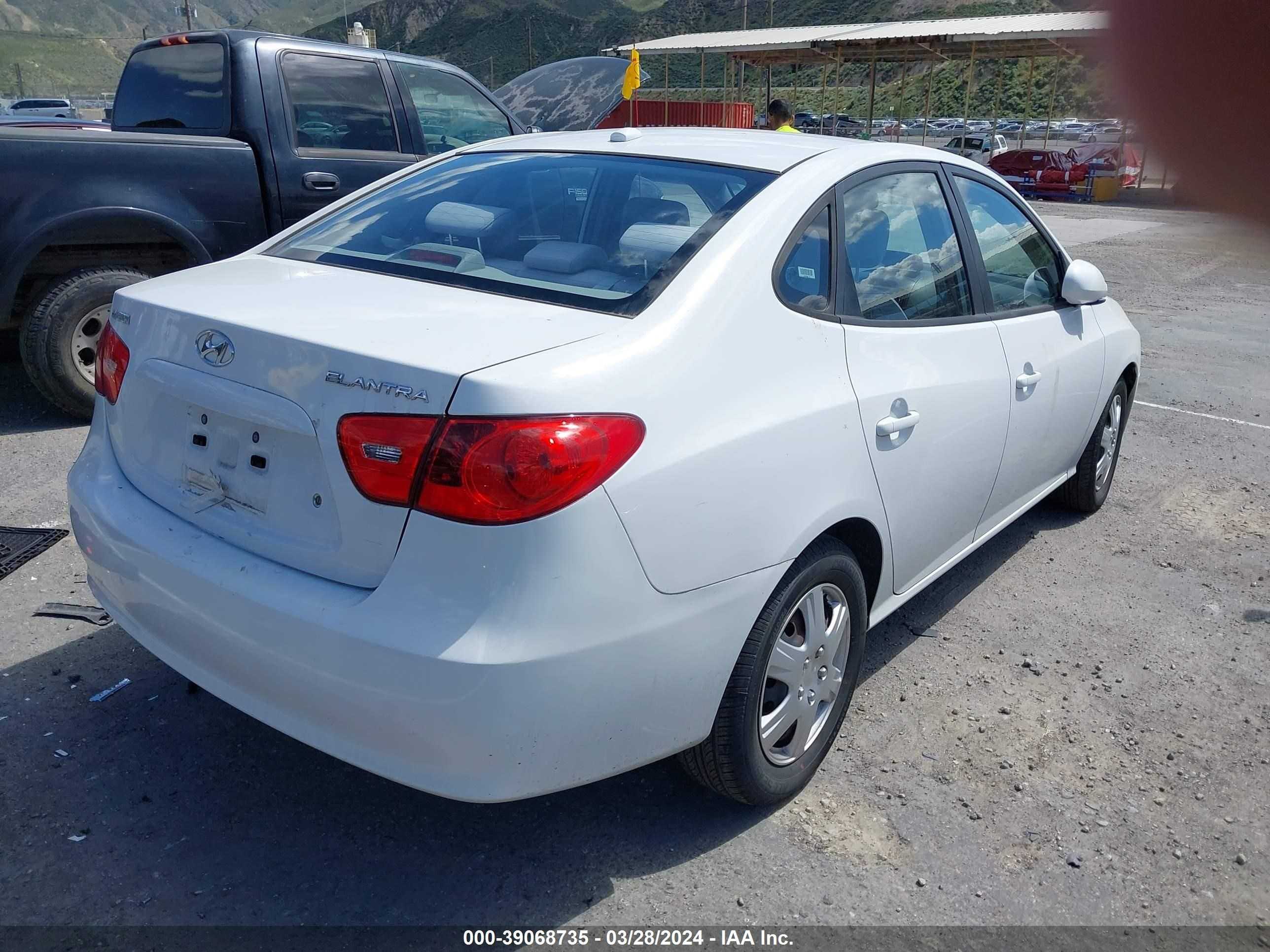 Photo 3 VIN: KMHDU46D67U162348 - HYUNDAI ELANTRA 