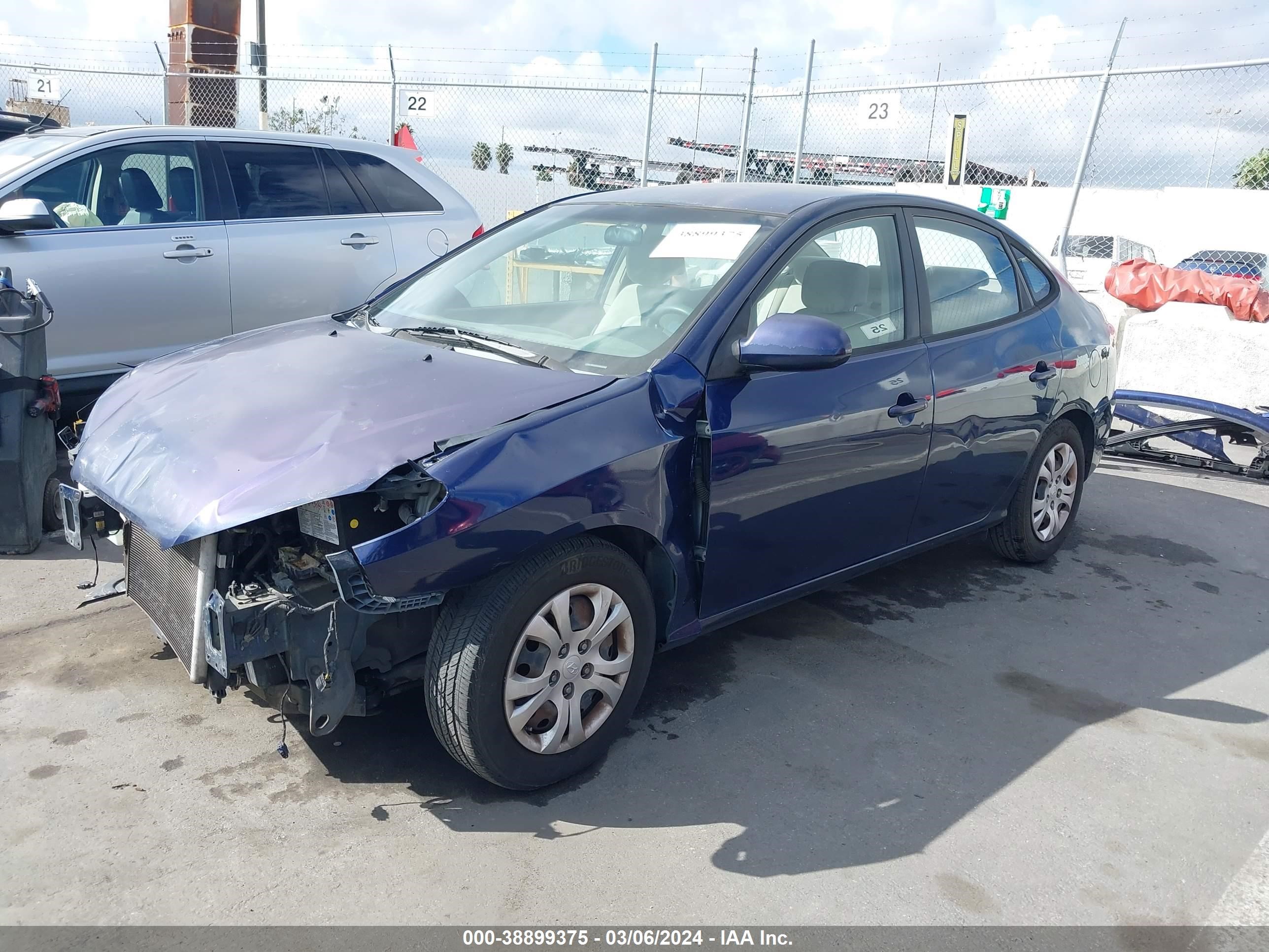 Photo 1 VIN: KMHDU46D68U318972 - HYUNDAI ELANTRA 