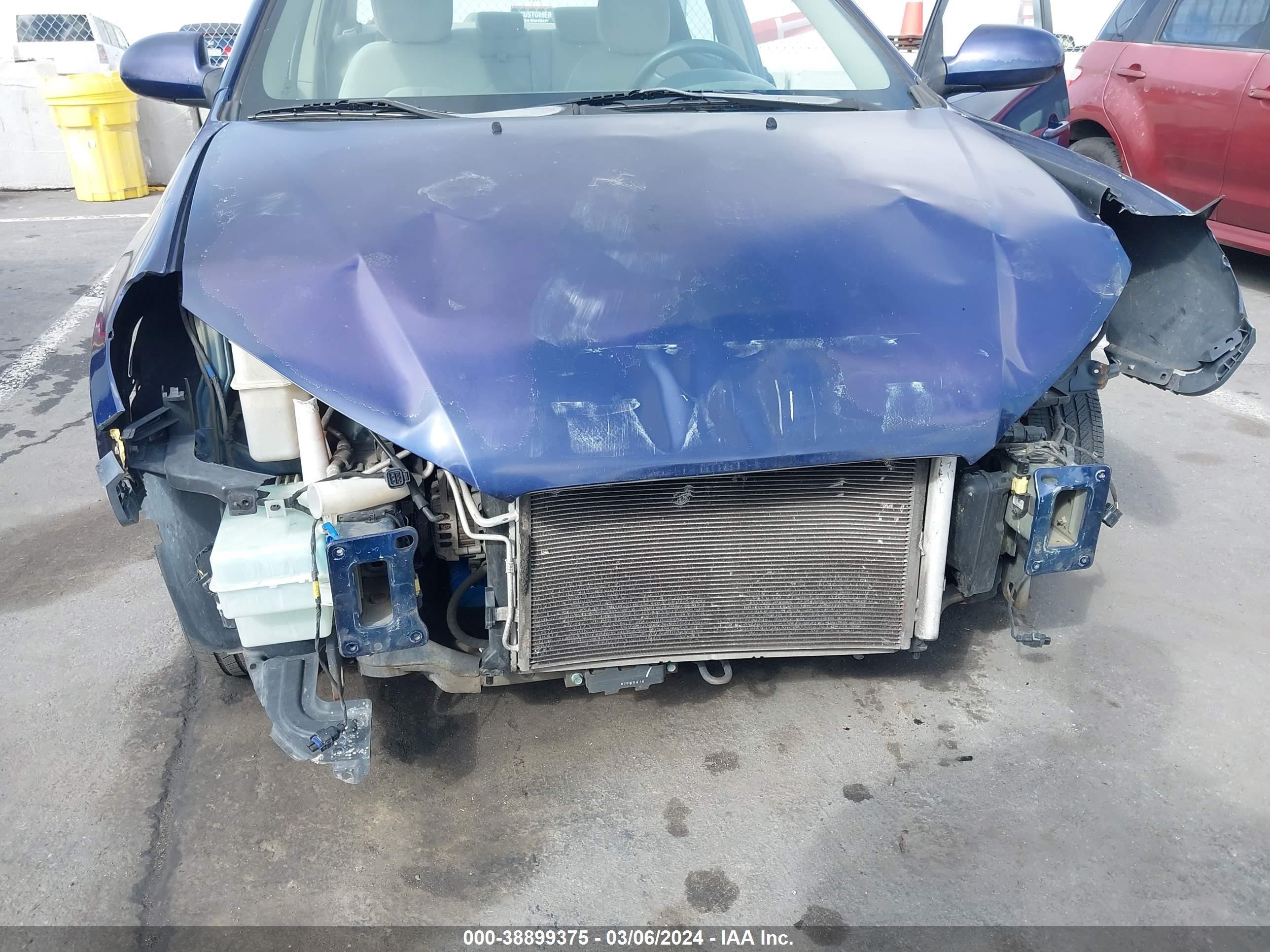 Photo 5 VIN: KMHDU46D68U318972 - HYUNDAI ELANTRA 