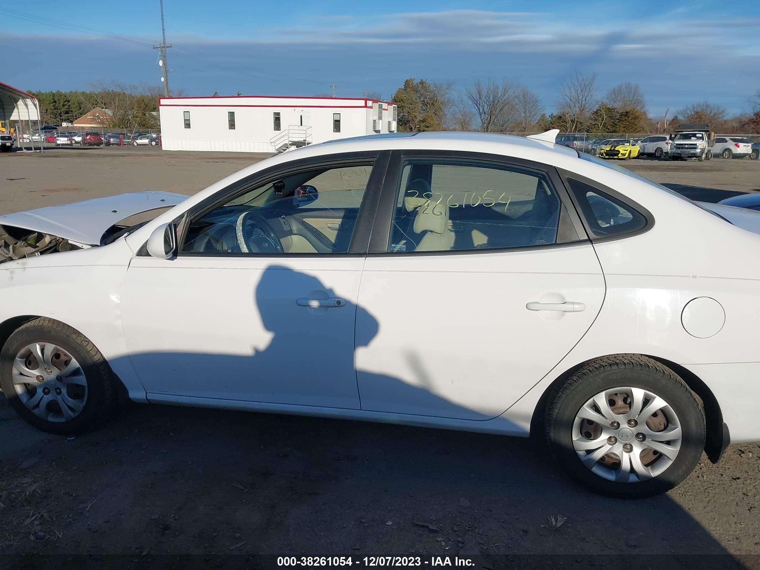 Photo 13 VIN: KMHDU46D69U819409 - HYUNDAI ELANTRA 