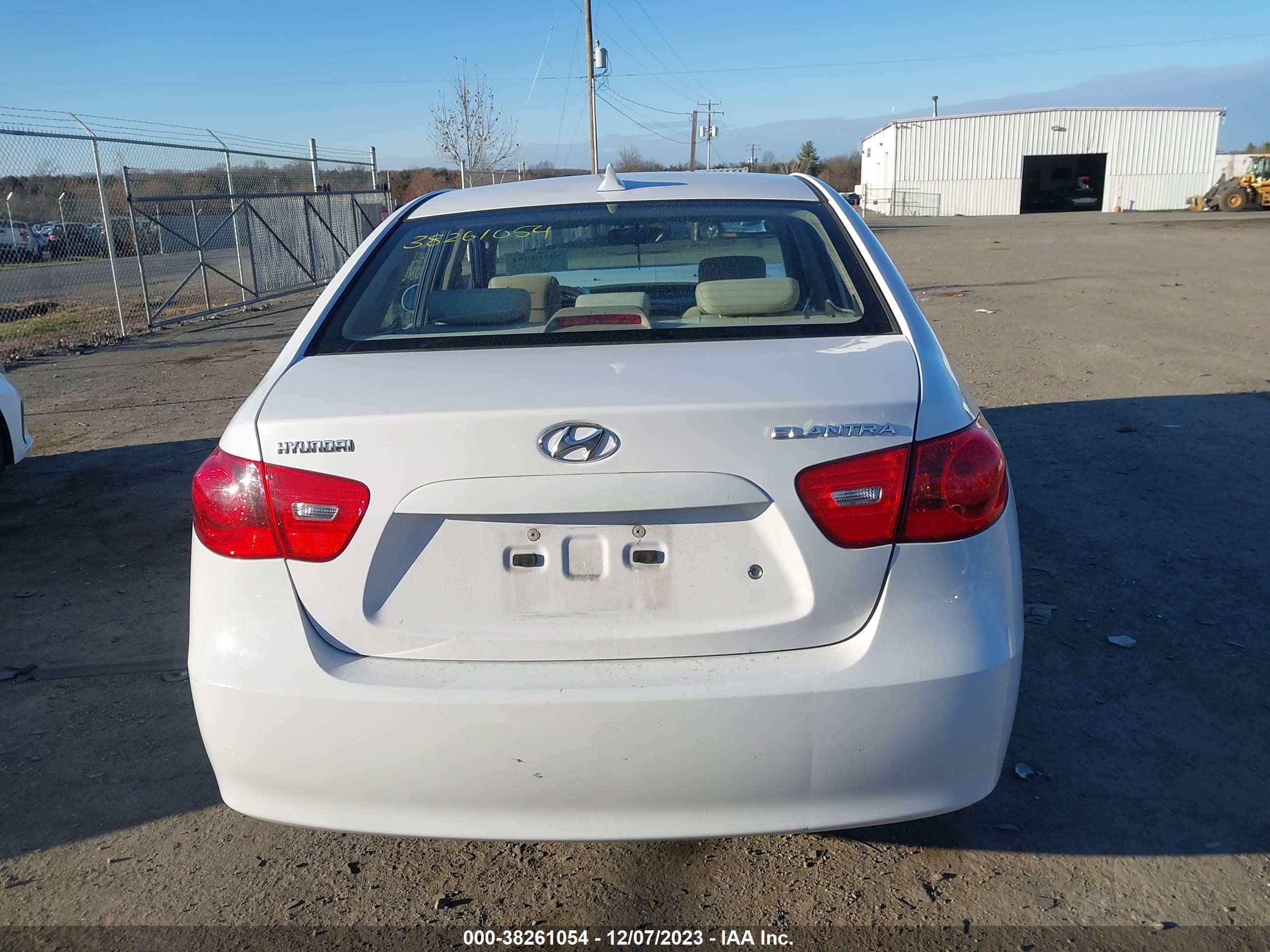 Photo 15 VIN: KMHDU46D69U819409 - HYUNDAI ELANTRA 