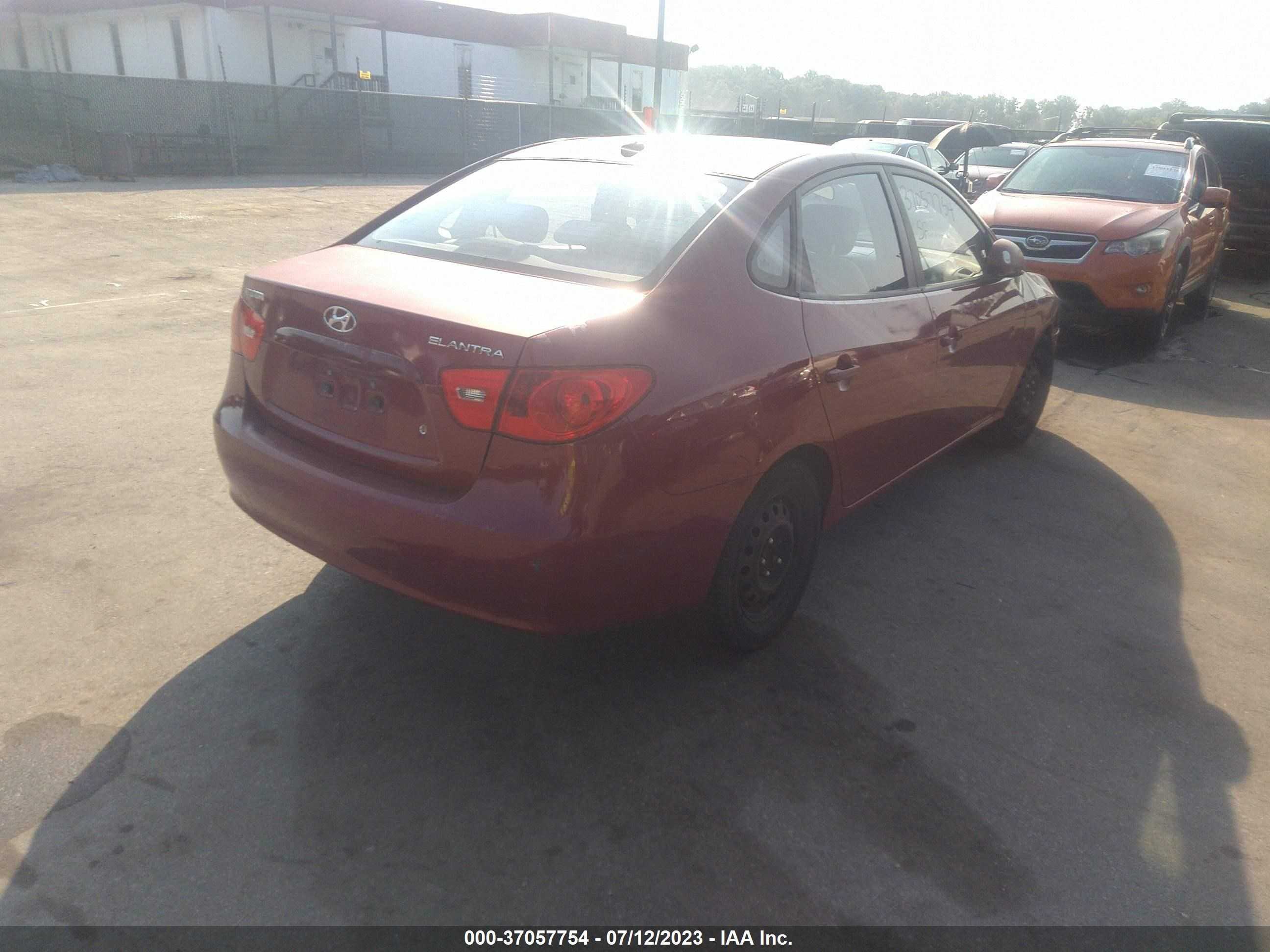 Photo 3 VIN: KMHDU46D77U188019 - HYUNDAI ELANTRA 