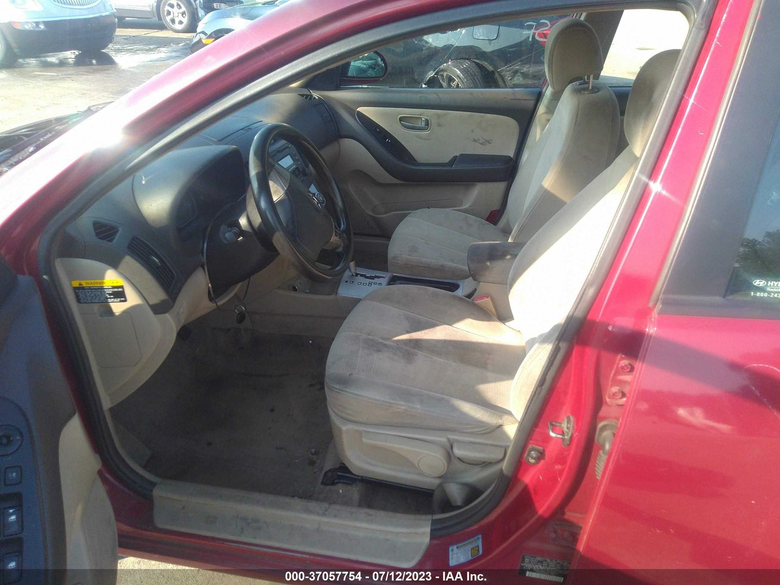 Photo 4 VIN: KMHDU46D77U188019 - HYUNDAI ELANTRA 