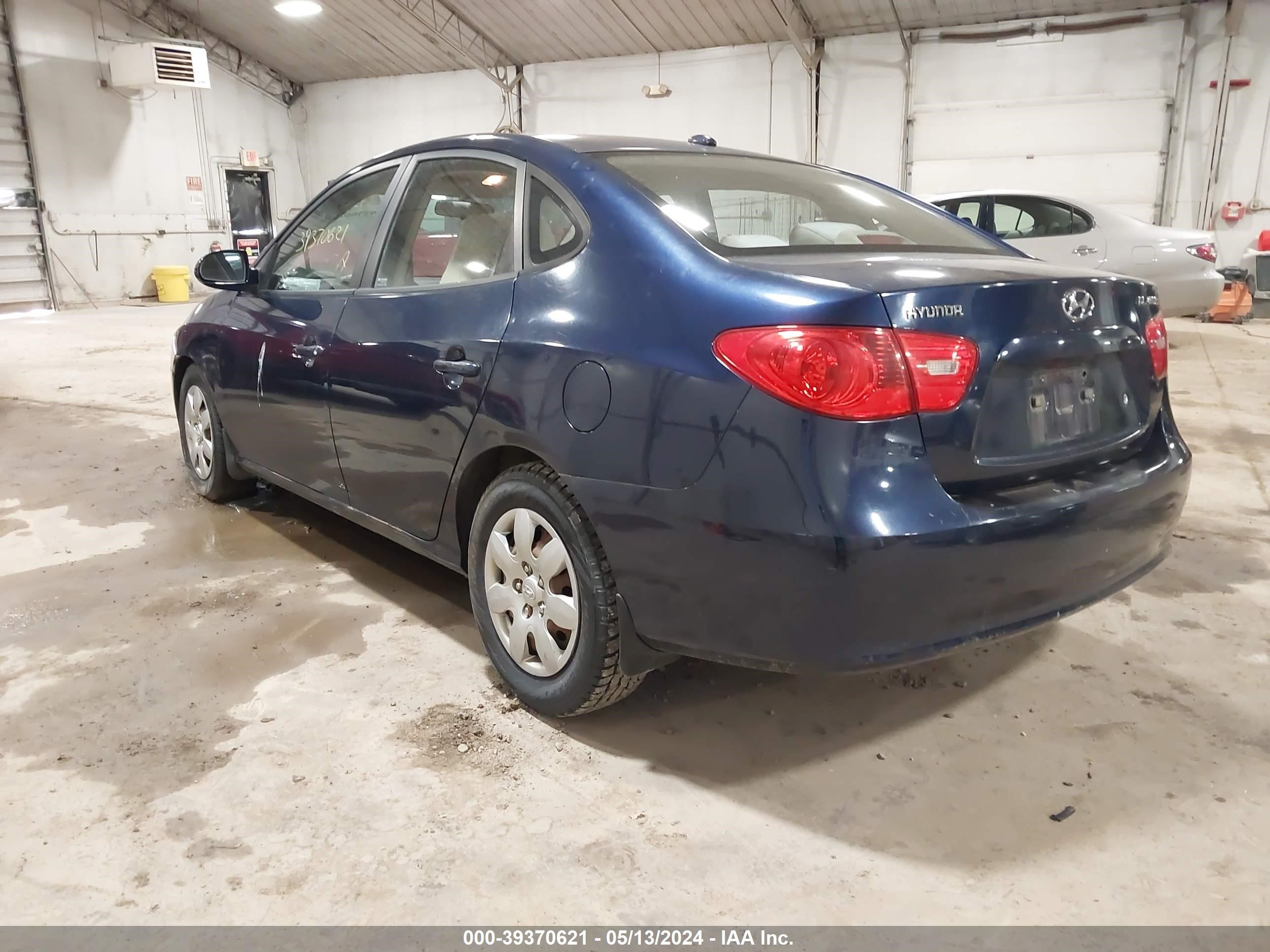 Photo 2 VIN: KMHDU46D78U560735 - HYUNDAI ELANTRA 