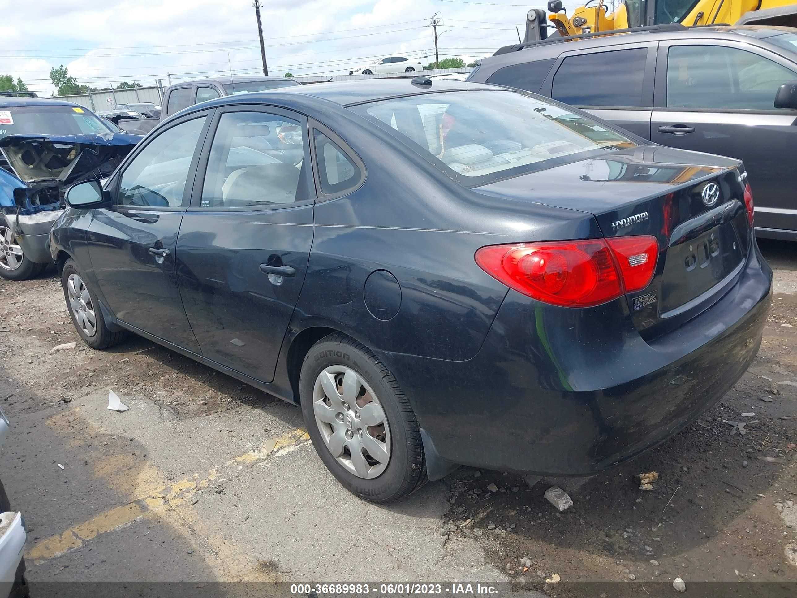 Photo 2 VIN: KMHDU46D79U616982 - HYUNDAI ELANTRA 