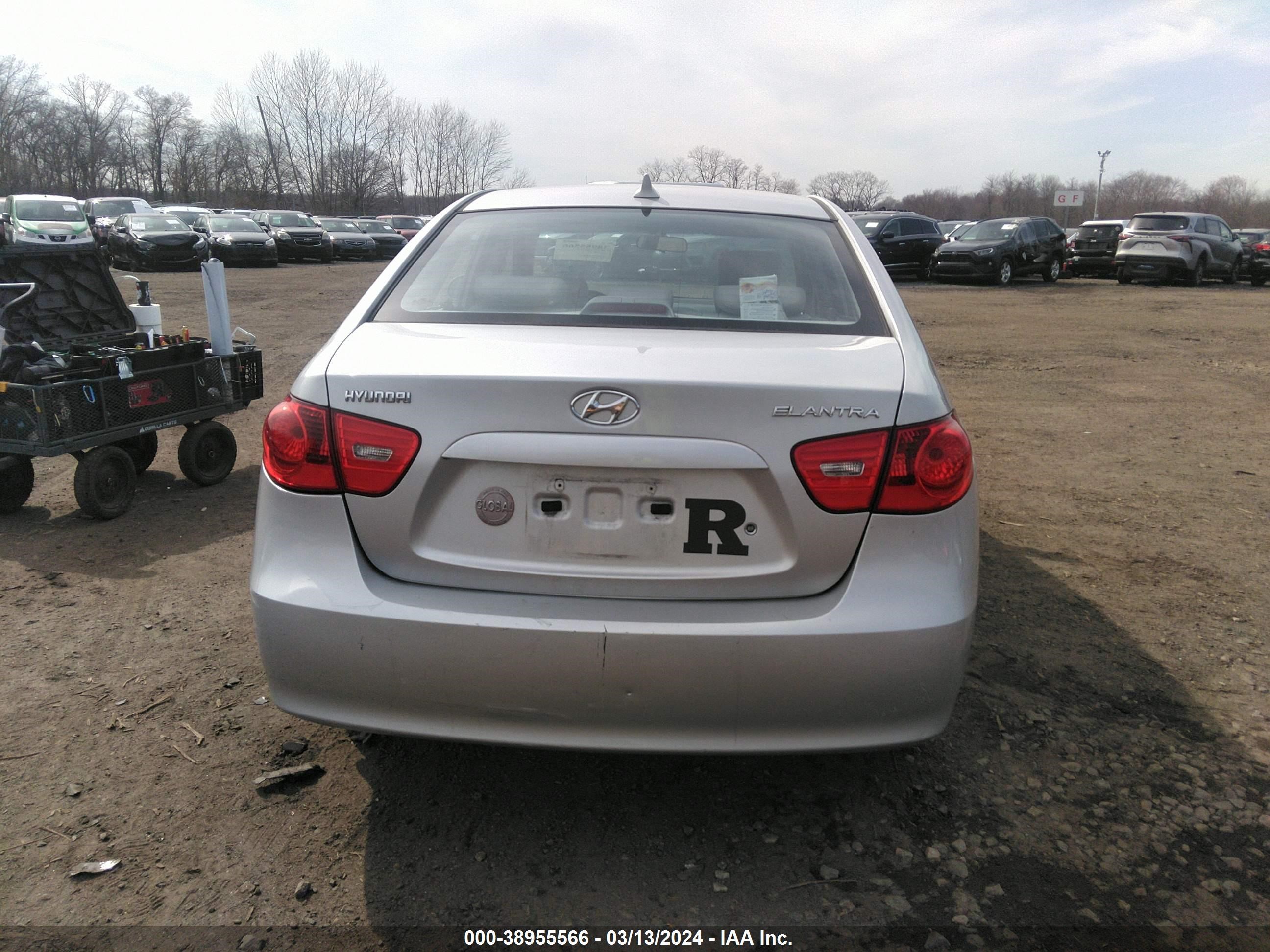 Photo 15 VIN: KMHDU46D79U805597 - HYUNDAI ELANTRA 