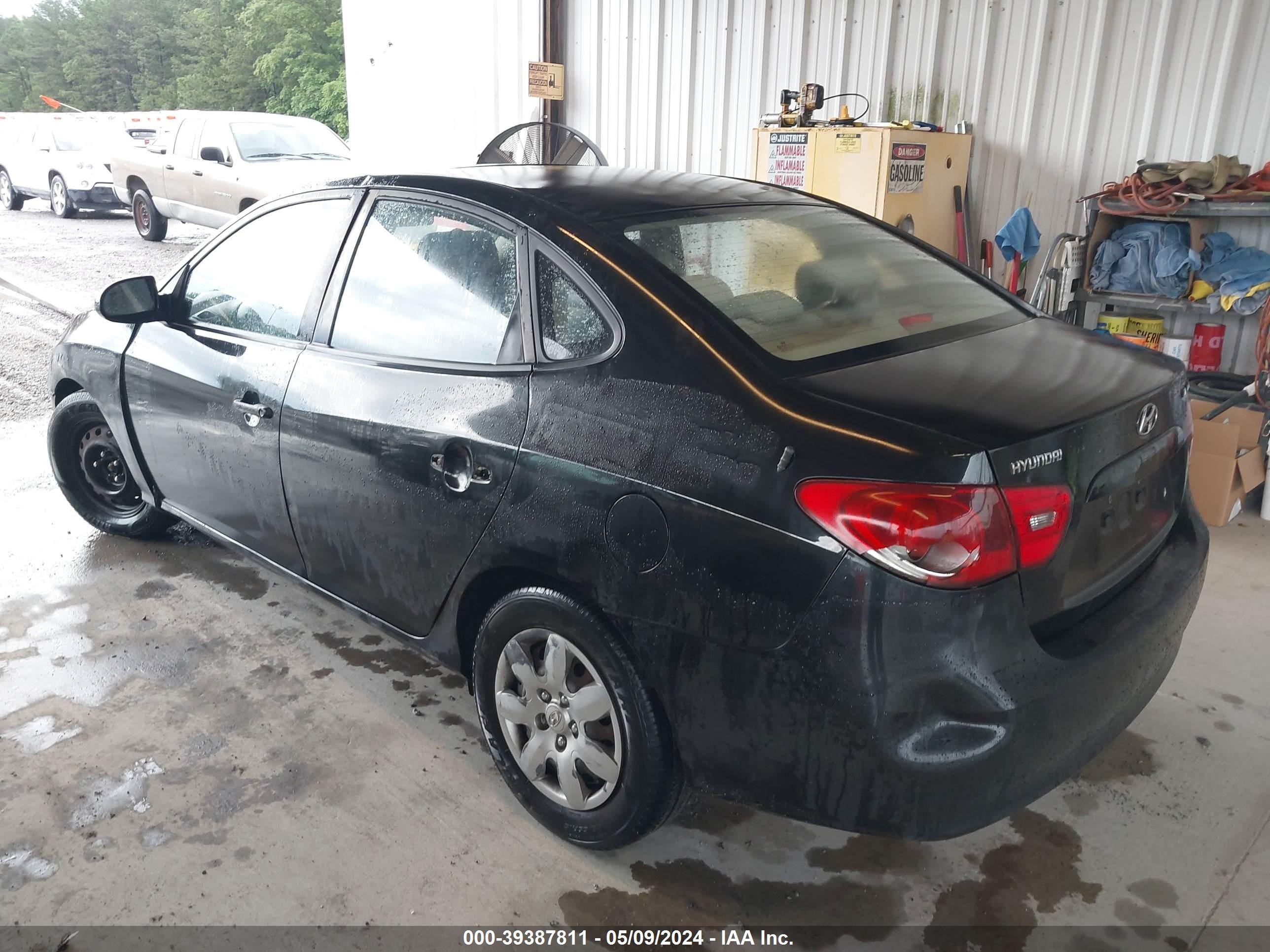 Photo 2 VIN: KMHDU46D87U079648 - HYUNDAI ELANTRA 