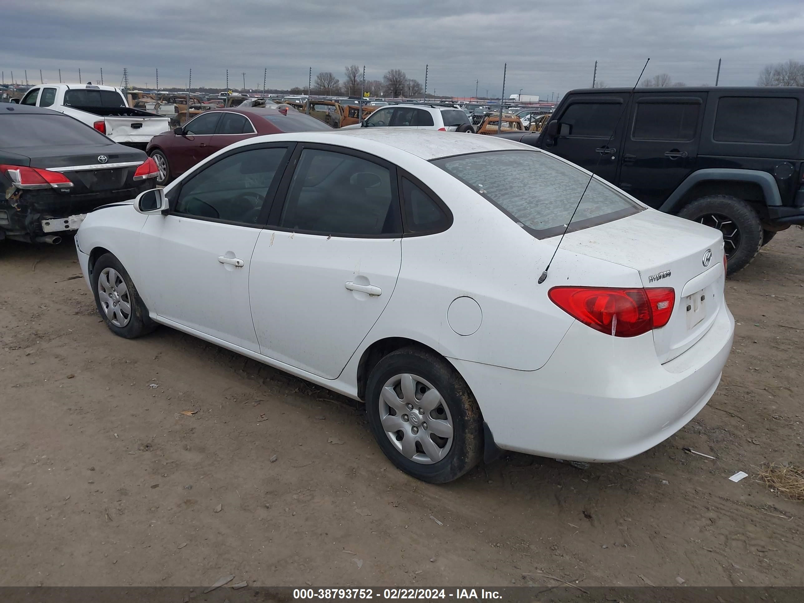 Photo 2 VIN: KMHDU46D87U098653 - HYUNDAI ELANTRA 