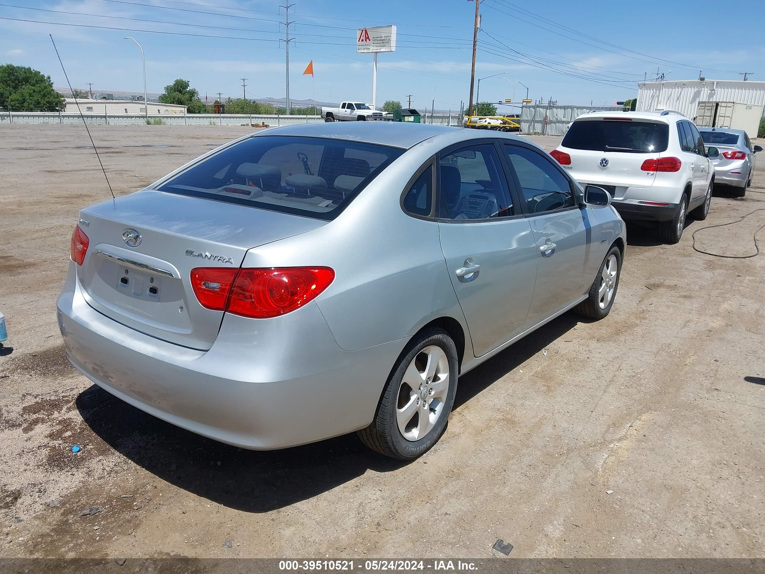 Photo 3 VIN: KMHDU46D87U124099 - HYUNDAI ELANTRA 