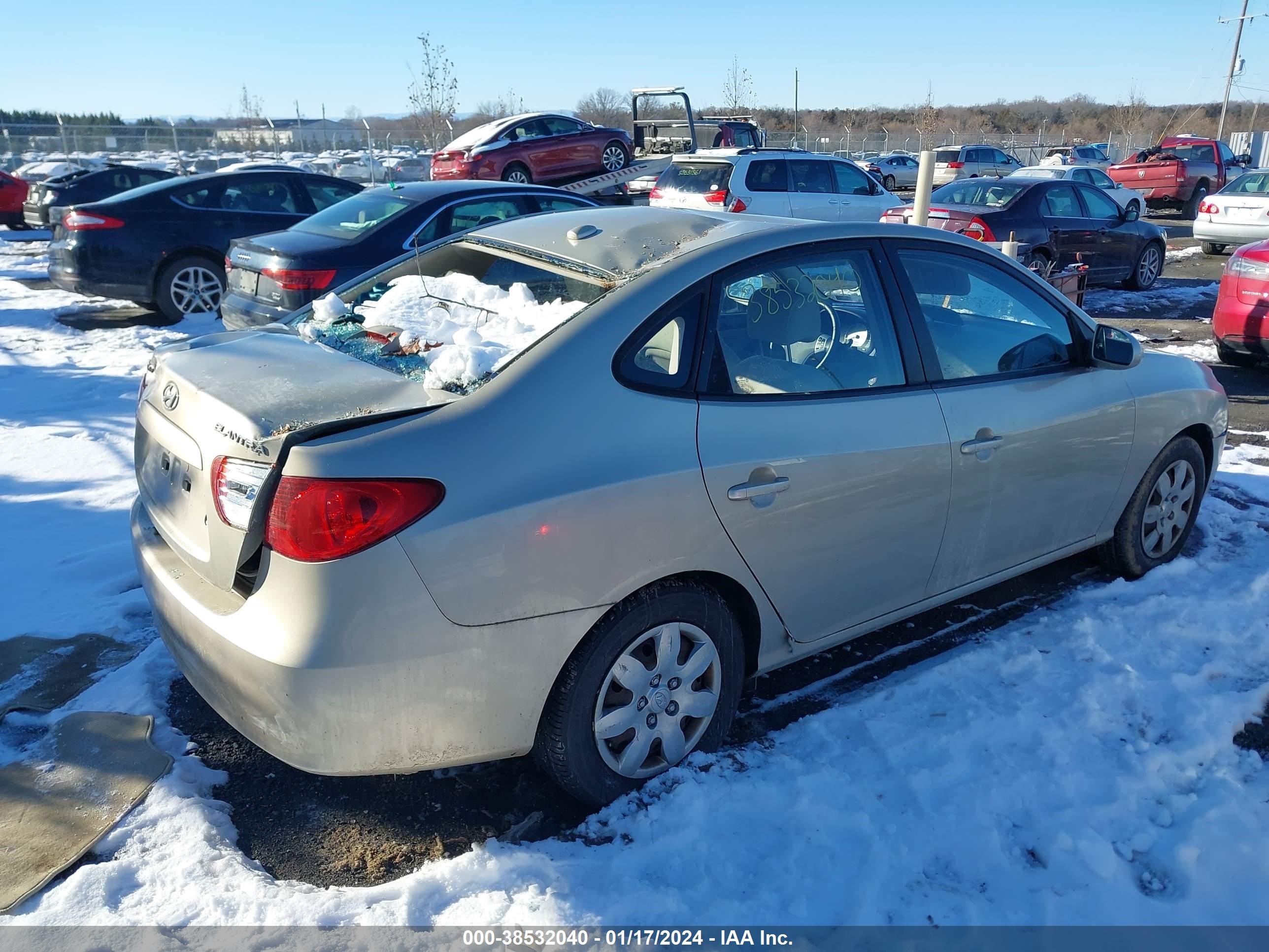 Photo 3 VIN: KMHDU46D88U289586 - HYUNDAI ELANTRA 