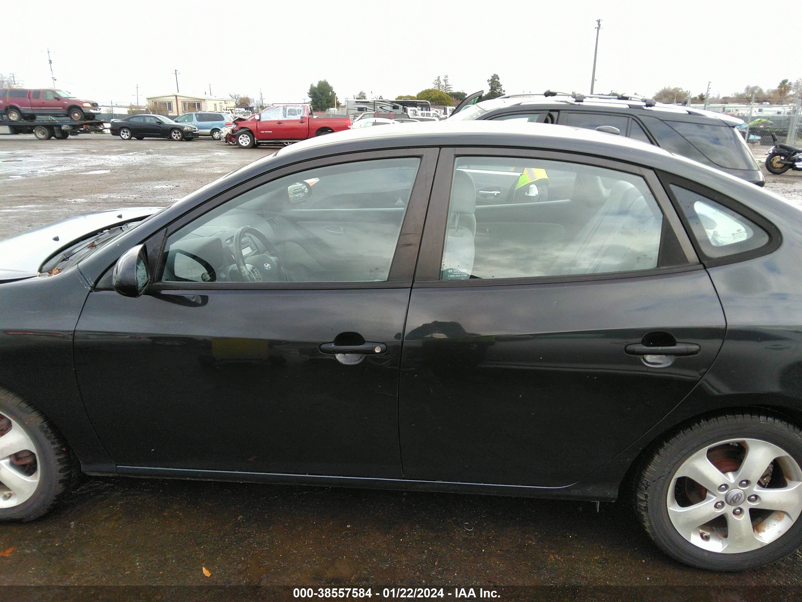 Photo 13 VIN: KMHDU46D88U309416 - HYUNDAI ELANTRA 