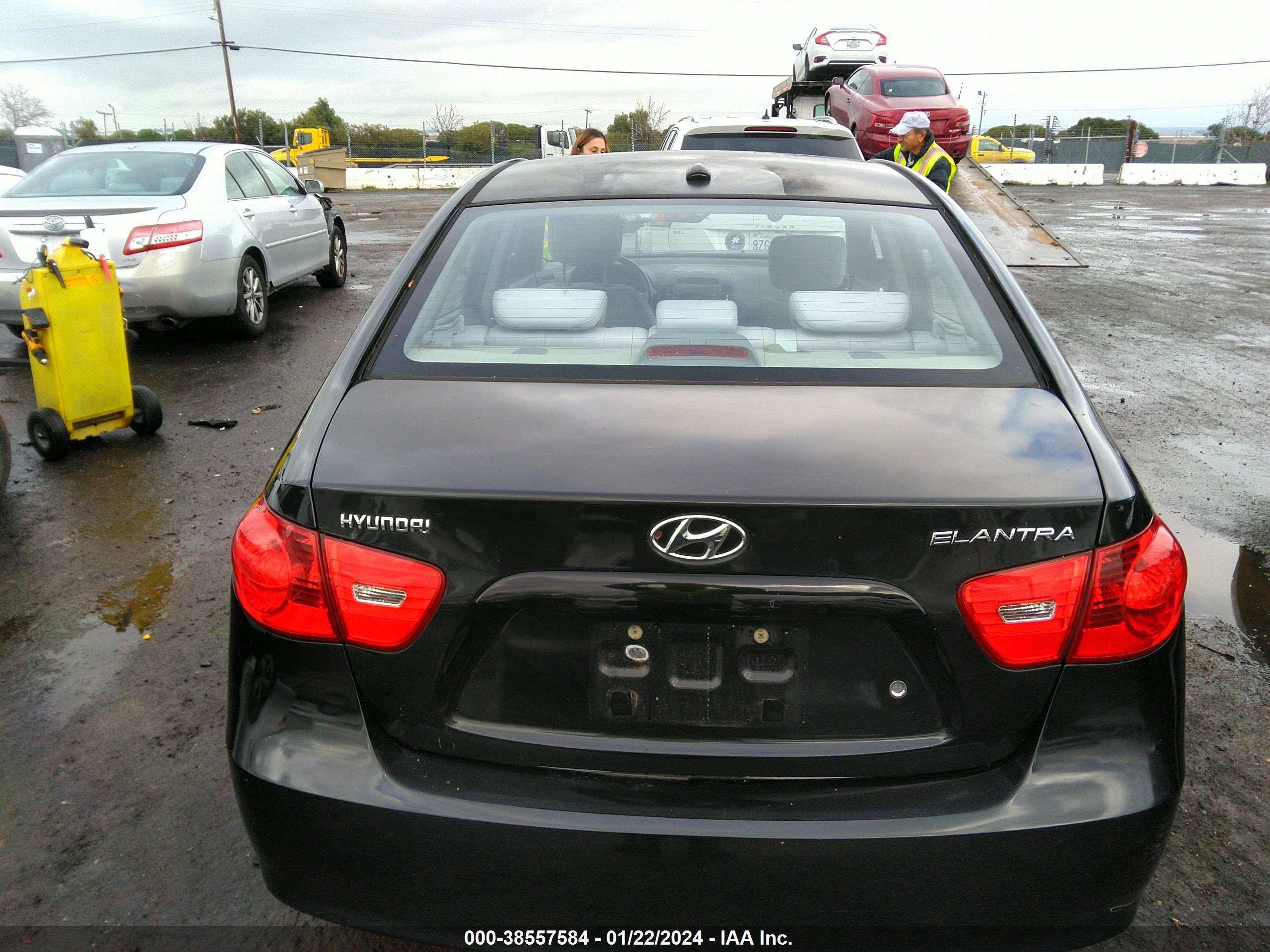 Photo 15 VIN: KMHDU46D88U309416 - HYUNDAI ELANTRA 