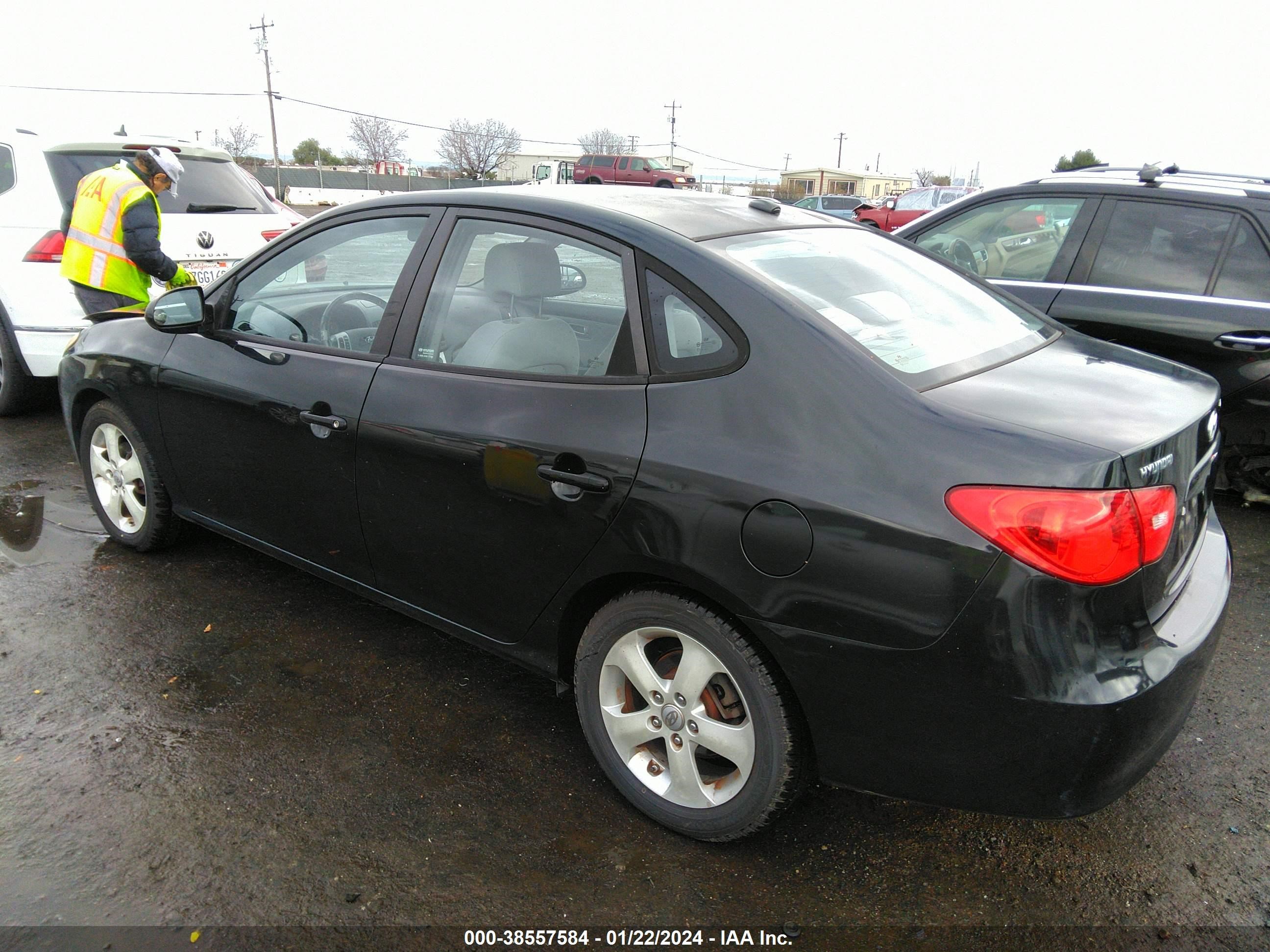 Photo 2 VIN: KMHDU46D88U309416 - HYUNDAI ELANTRA 