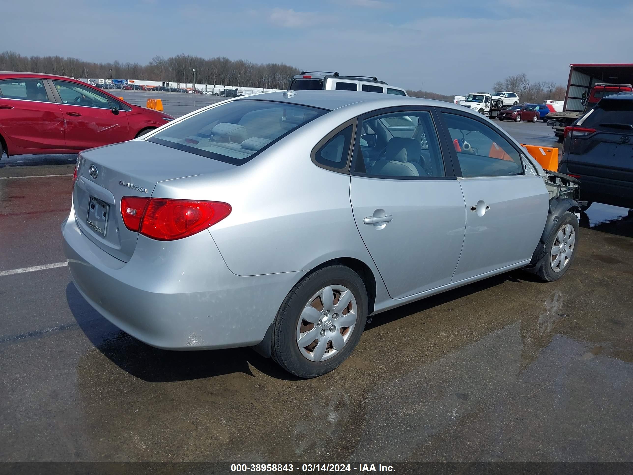 Photo 3 VIN: KMHDU46D89U597164 - HYUNDAI ELANTRA 