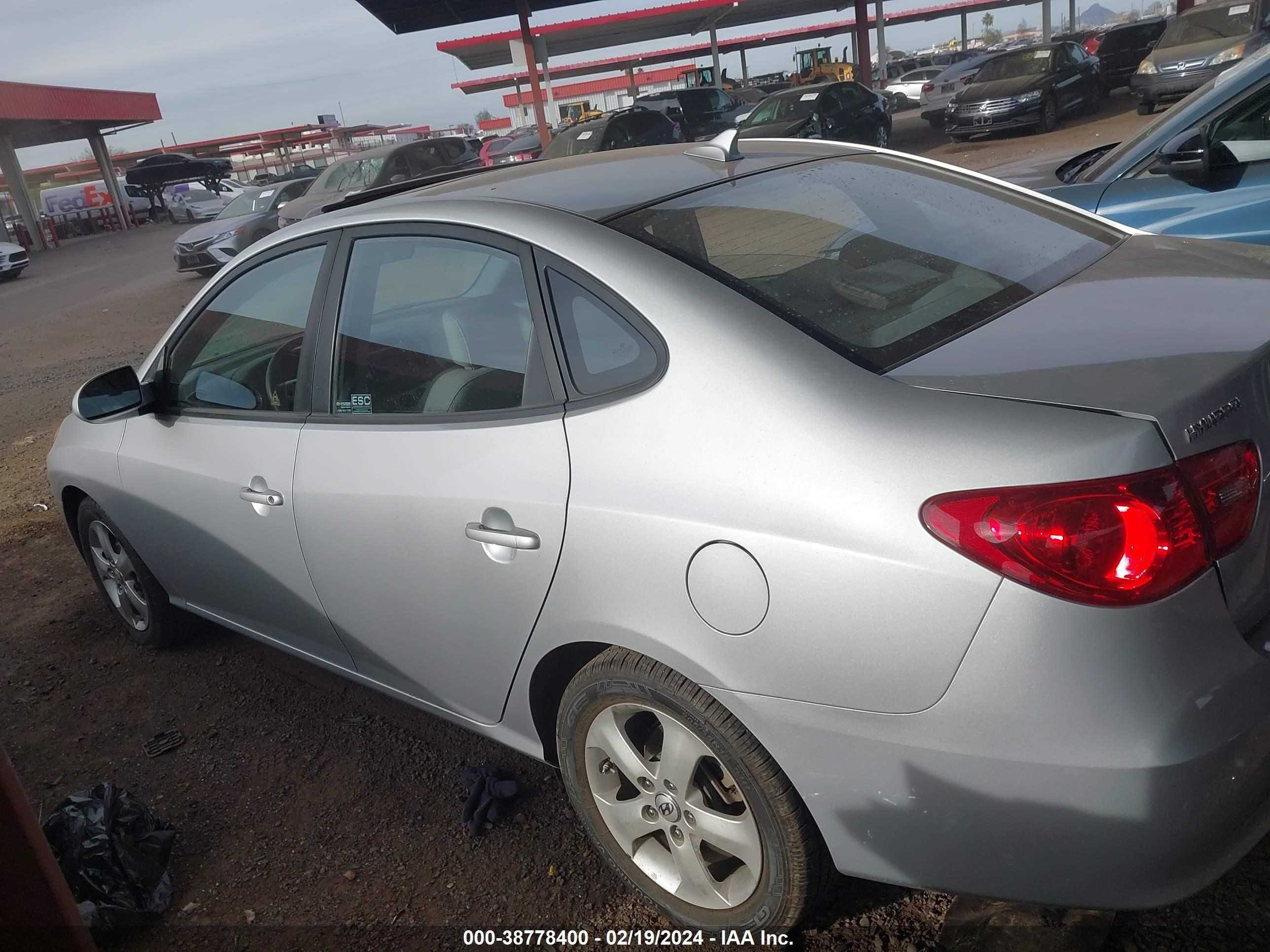 Photo 13 VIN: KMHDU46D89U821128 - HYUNDAI ELANTRA 