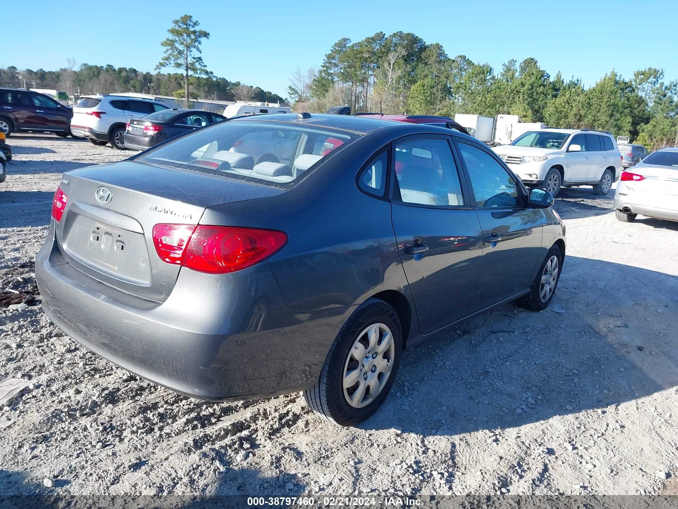 Photo 3 VIN: KMHDU46D97U154986 - HYUNDAI ELANTRA 