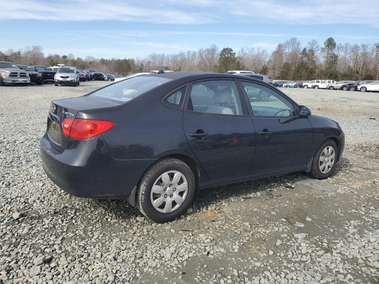 Photo 2 VIN: KMHDU46D98U495743 - HYUNDAI ELANTRA 