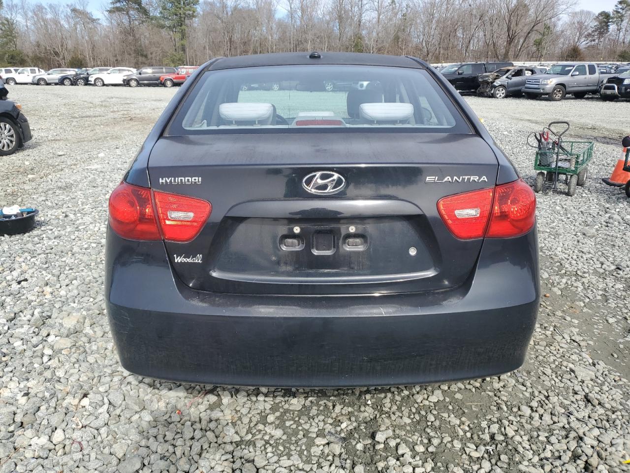 Photo 5 VIN: KMHDU46D98U495743 - HYUNDAI ELANTRA 