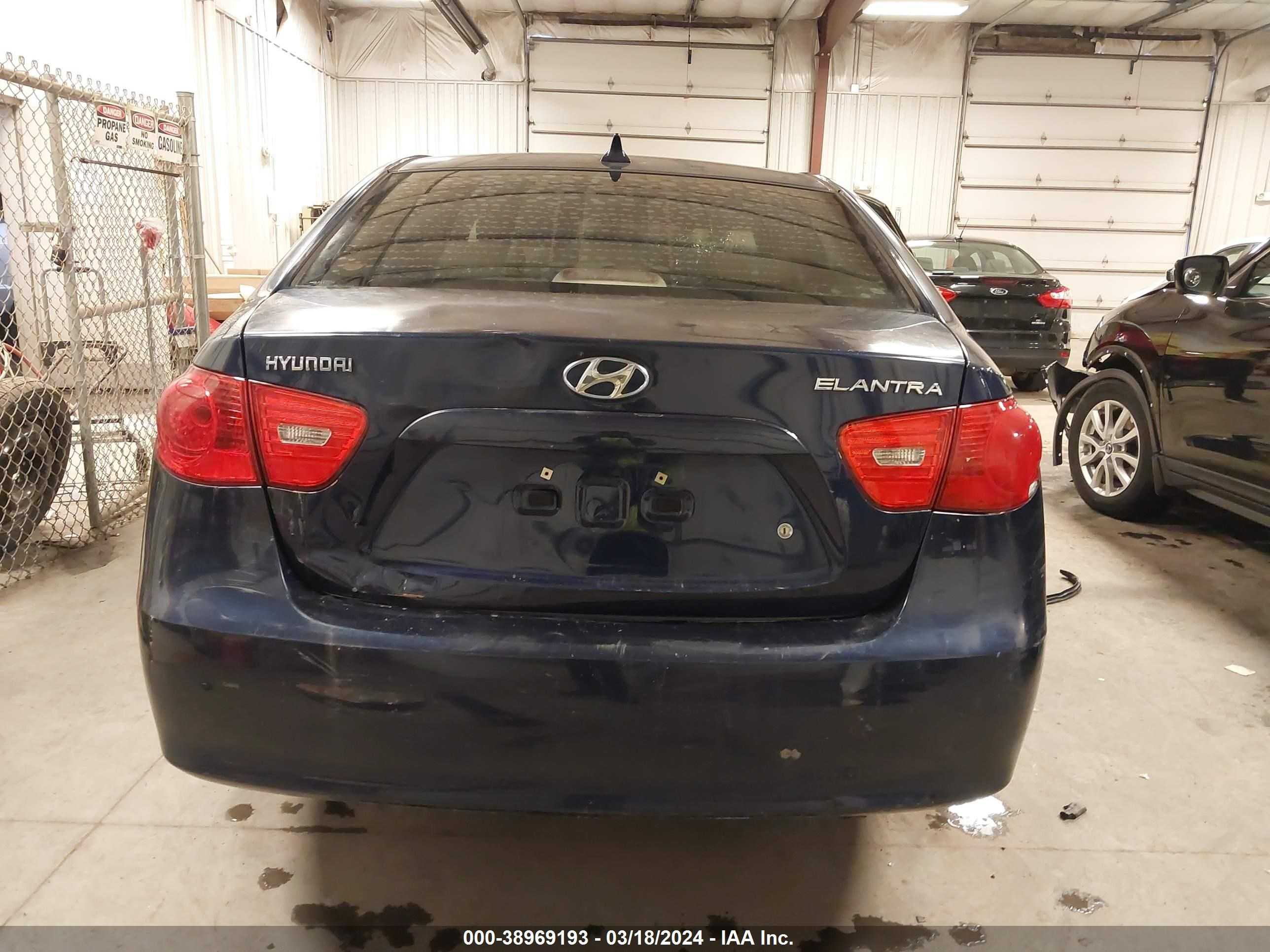 Photo 16 VIN: KMHDU46D99U768052 - HYUNDAI ELANTRA 