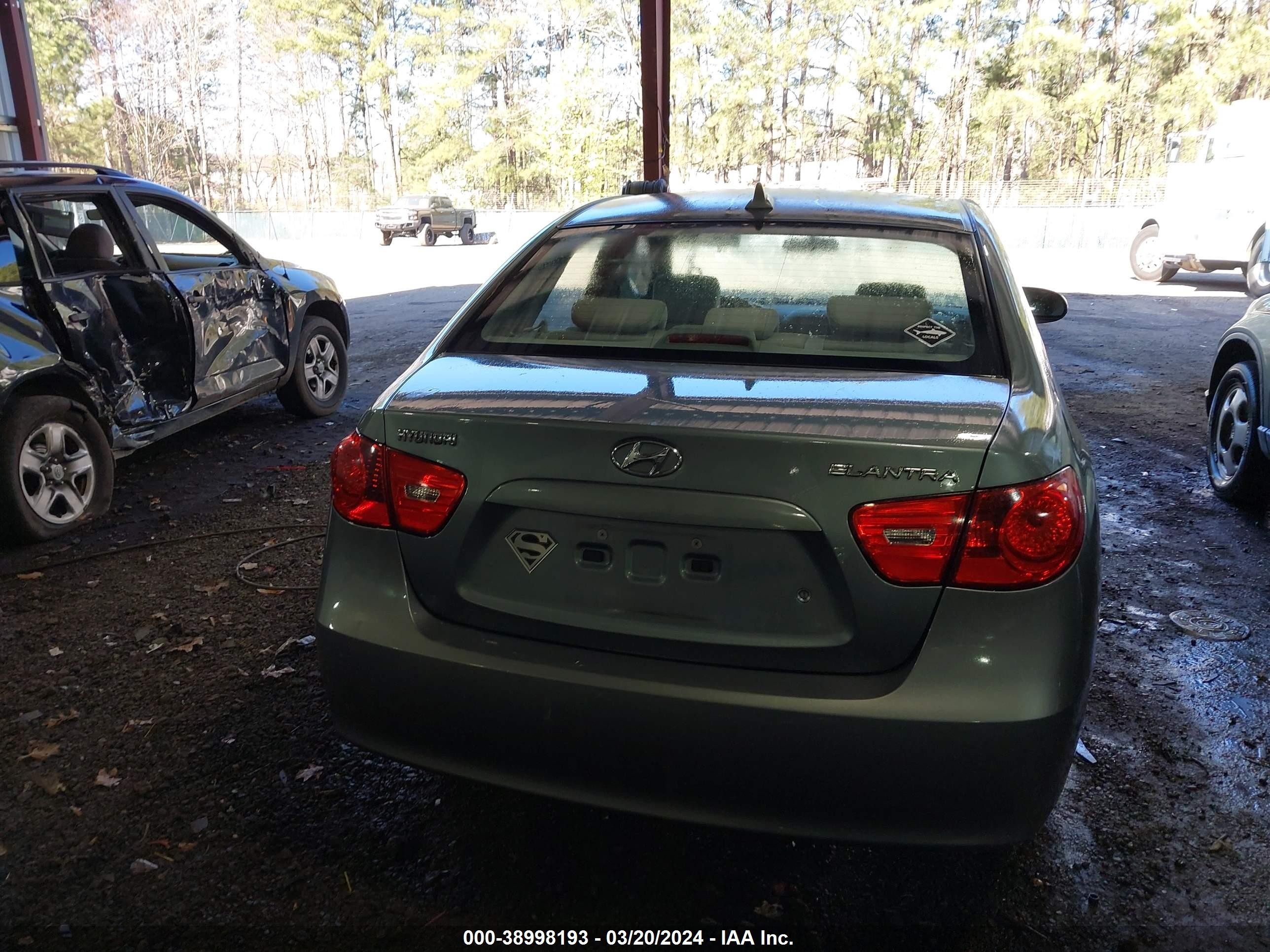 Photo 15 VIN: KMHDU46D99U801163 - HYUNDAI ELANTRA 