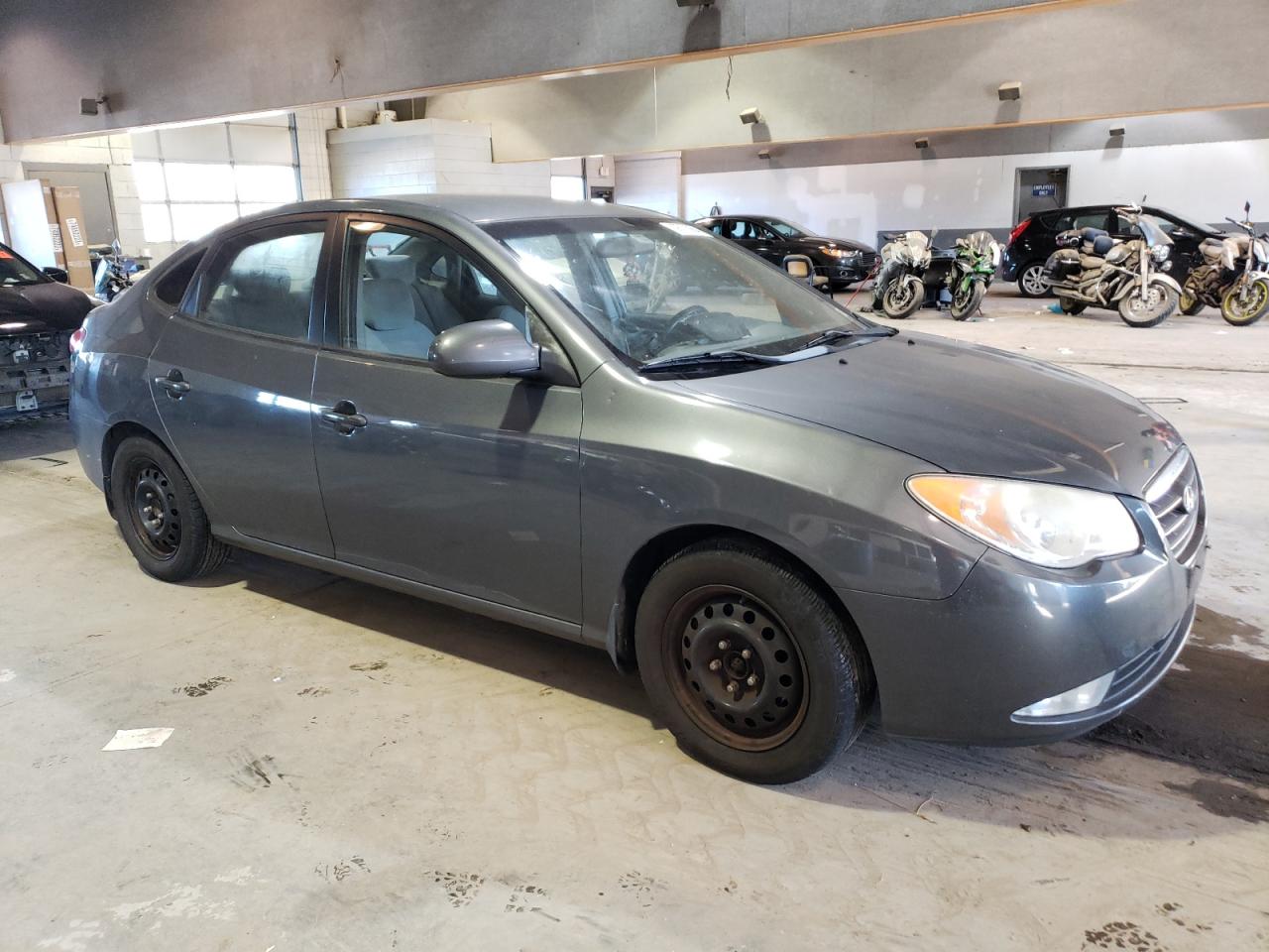 Photo 3 VIN: KMHDU46DX8U307201 - HYUNDAI ELANTRA 