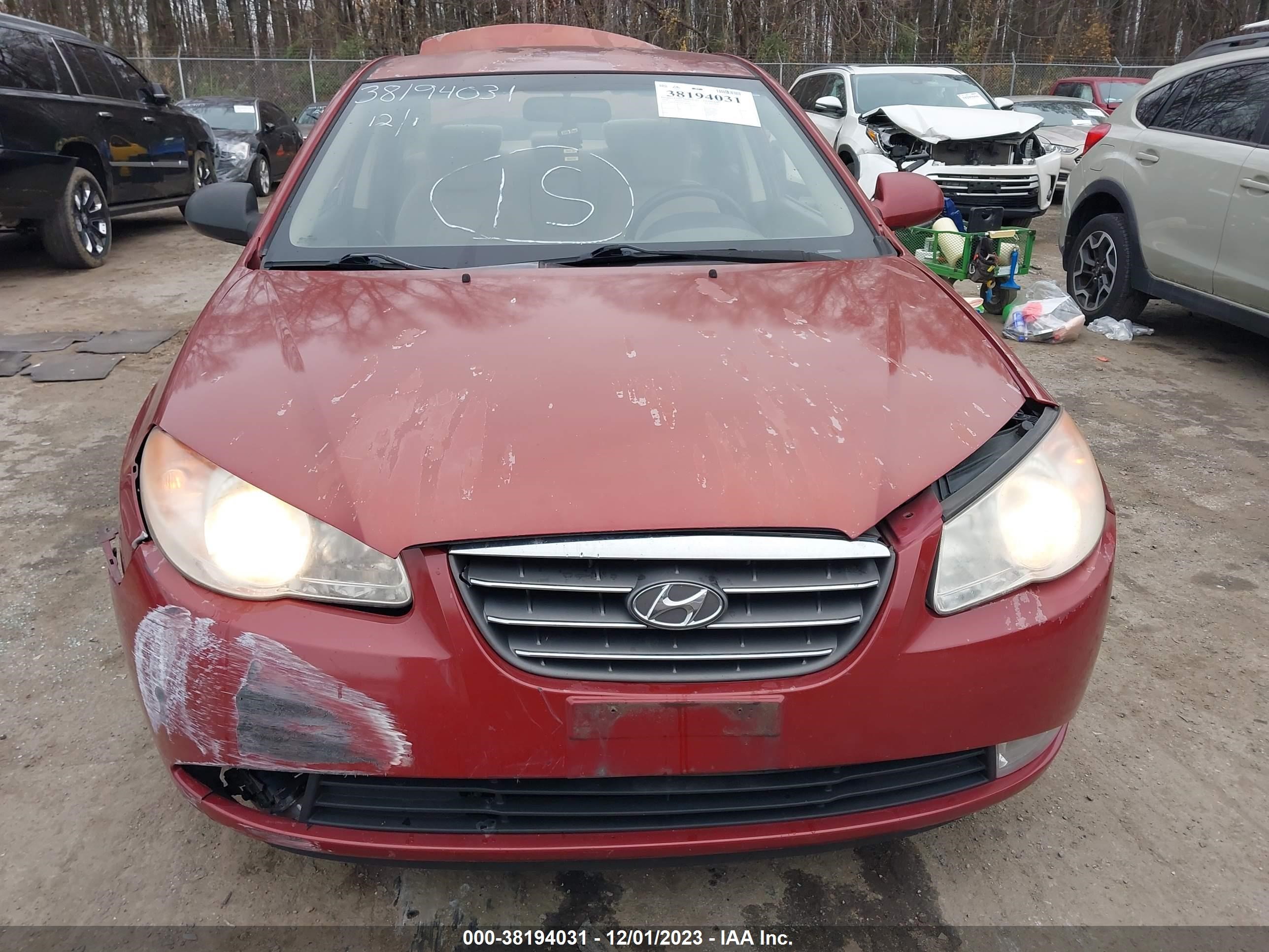 Photo 12 VIN: KMHDU46DX8U480281 - HYUNDAI ELANTRA 