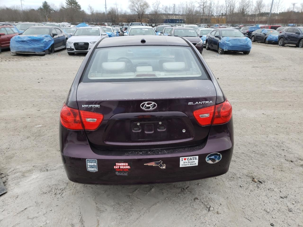 Photo 5 VIN: KMHDU46DX8U548711 - HYUNDAI ELANTRA 