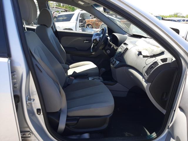 Photo 4 VIN: KMHDU4AD0AU099620 - HYUNDAI ELANTRA 