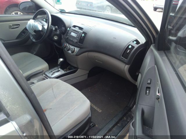 Photo 4 VIN: KMHDU4AD0AU112592 - HYUNDAI ELANTRA 