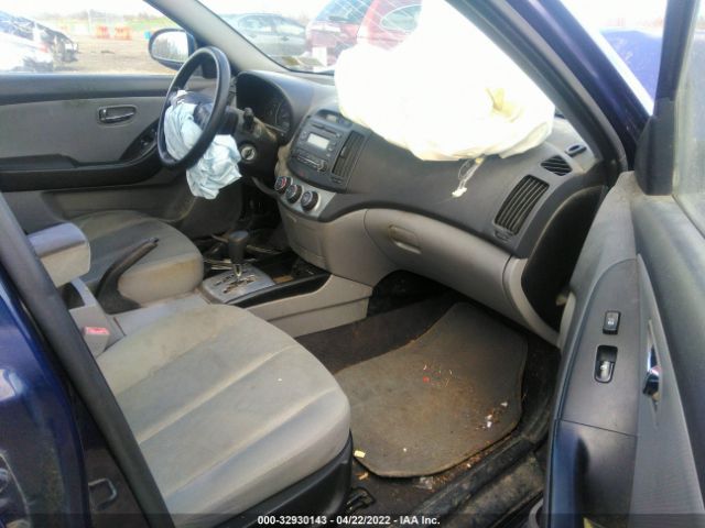 Photo 4 VIN: KMHDU4AD0AU156592 - HYUNDAI ELANTRA 