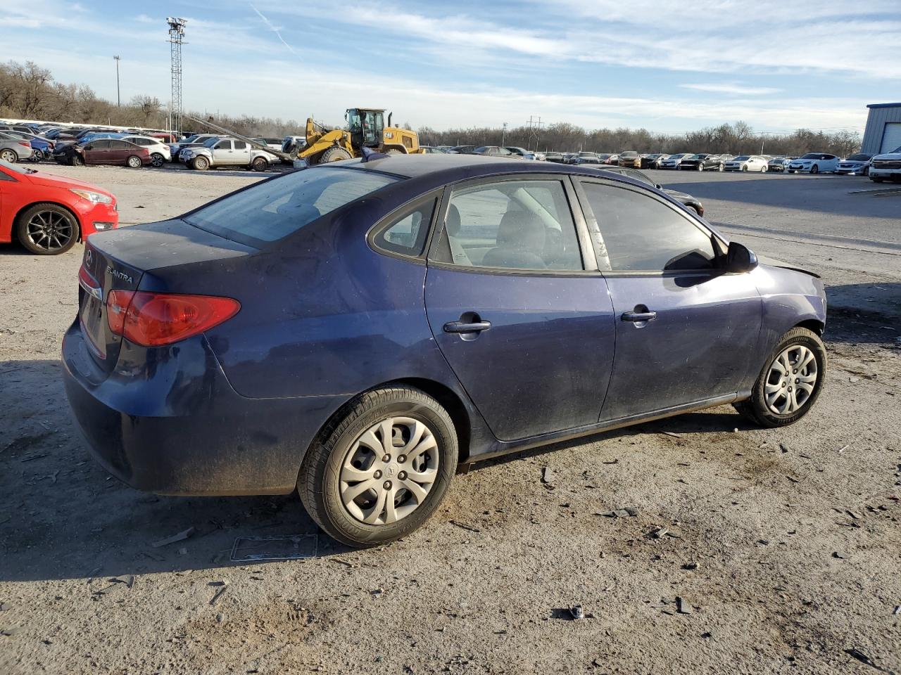 Photo 2 VIN: KMHDU4AD1AU063323 - HYUNDAI ELANTRA 