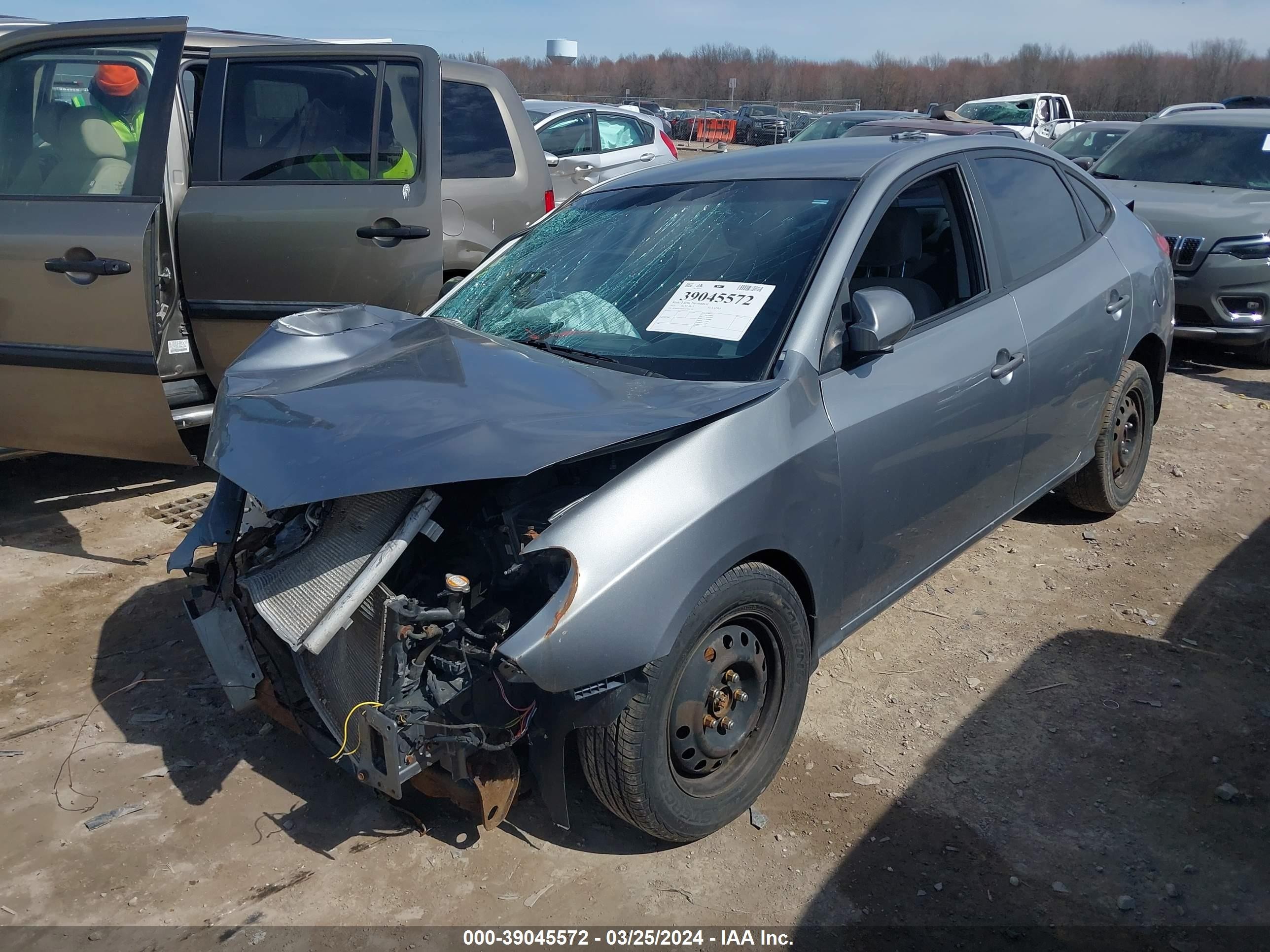 Photo 1 VIN: KMHDU4AD1AU086729 - HYUNDAI ELANTRA 