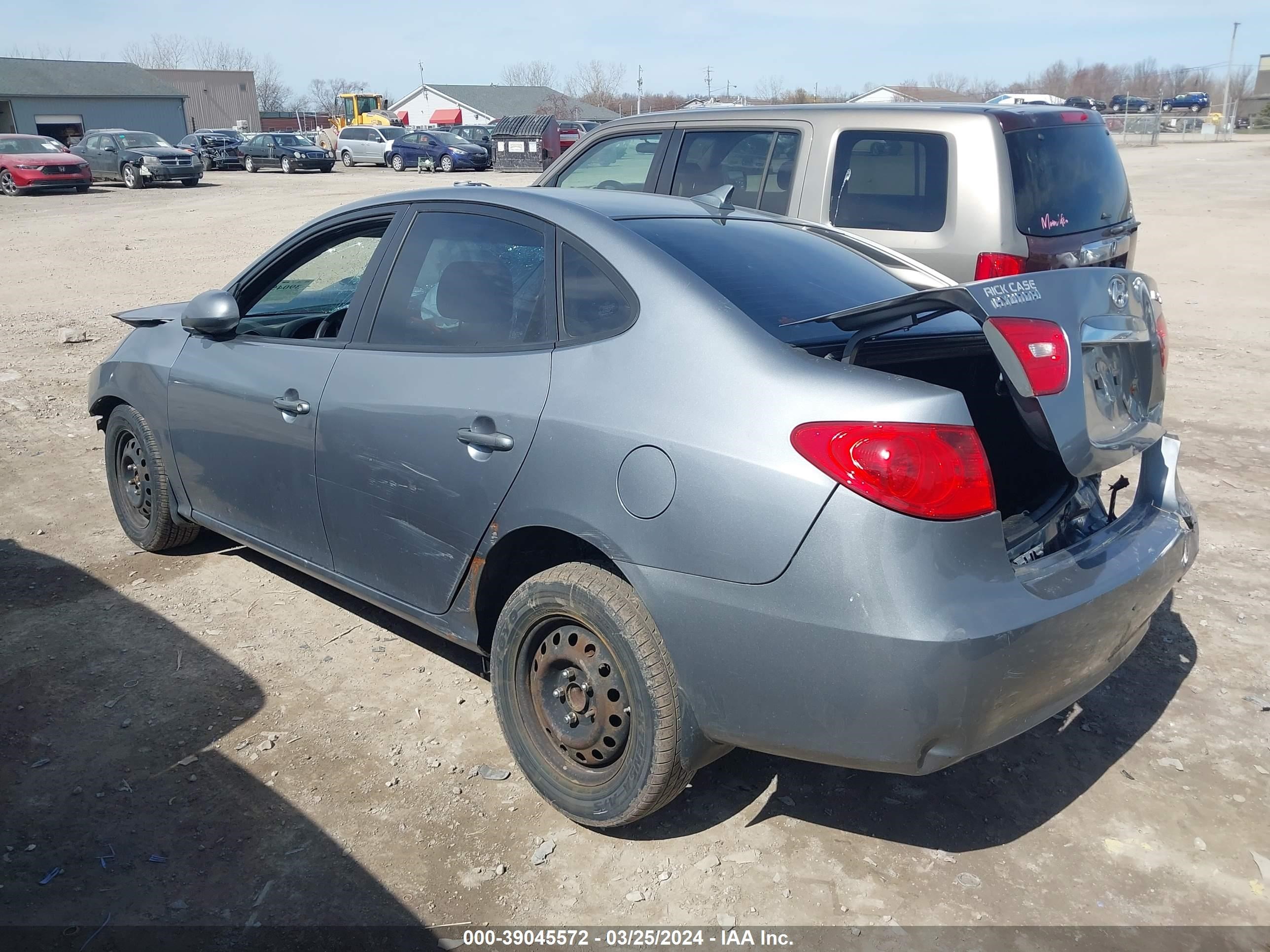 Photo 13 VIN: KMHDU4AD1AU086729 - HYUNDAI ELANTRA 