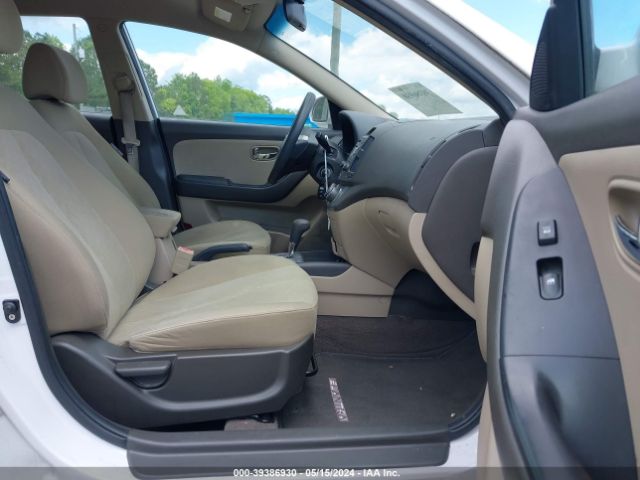 Photo 4 VIN: KMHDU4AD1AU991293 - HYUNDAI ELANTRA 