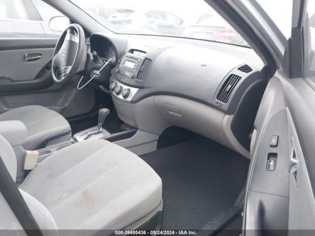 Photo 4 VIN: KMHDU4AD1AU991696 - HYUNDAI ELANTRA 