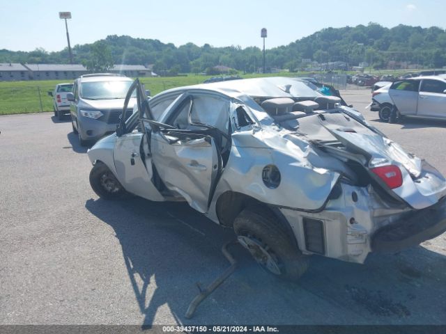 Photo 2 VIN: KMHDU4AD2AU068983 - HYUNDAI ELANTRA 