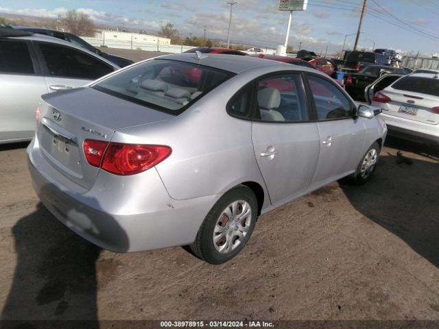 Photo 3 VIN: KMHDU4AD2AU876654 - HYUNDAI ELANTRA 