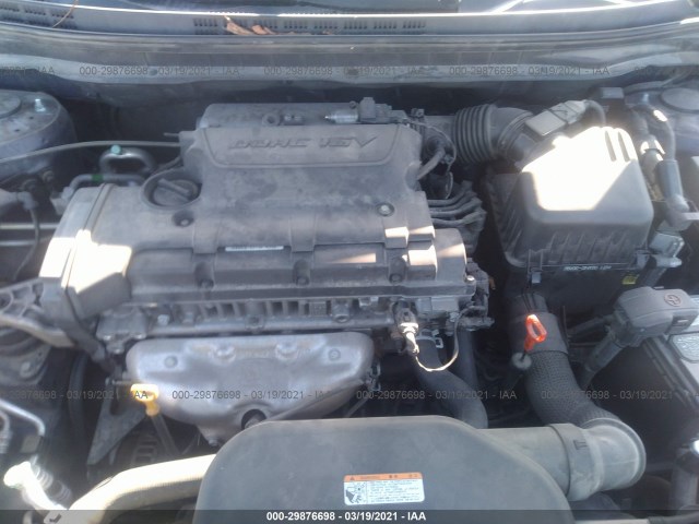 Photo 9 VIN: KMHDU4AD2AU979038 - HYUNDAI ELANTRA 