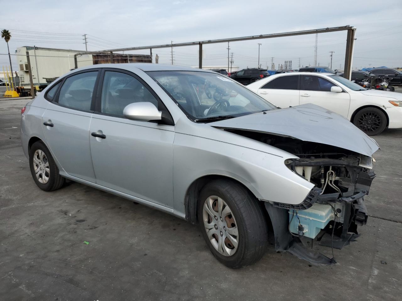 Photo 3 VIN: KMHDU4AD3AU099658 - HYUNDAI ELANTRA 